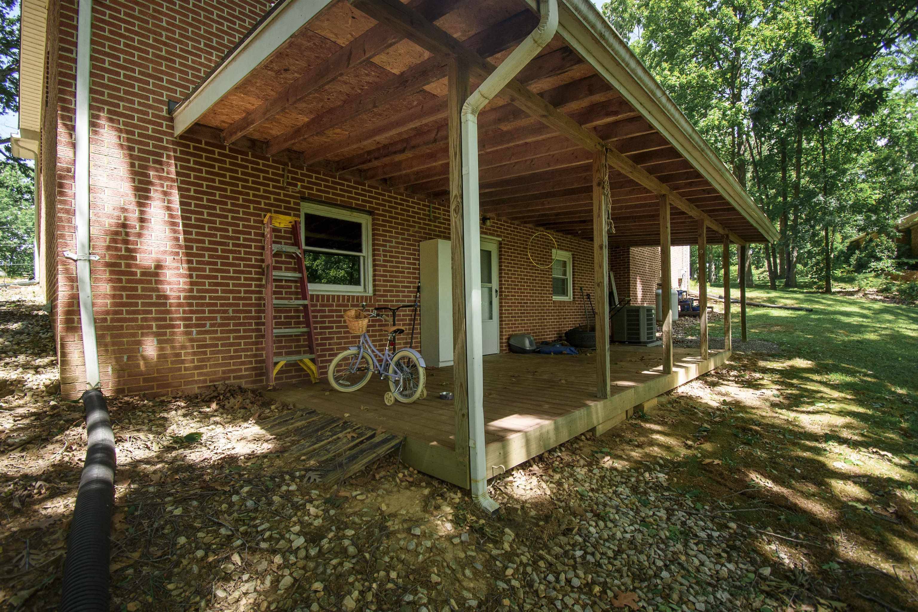 Christiansburg, VA 24073,50 MOUNTAIN TOP DR
