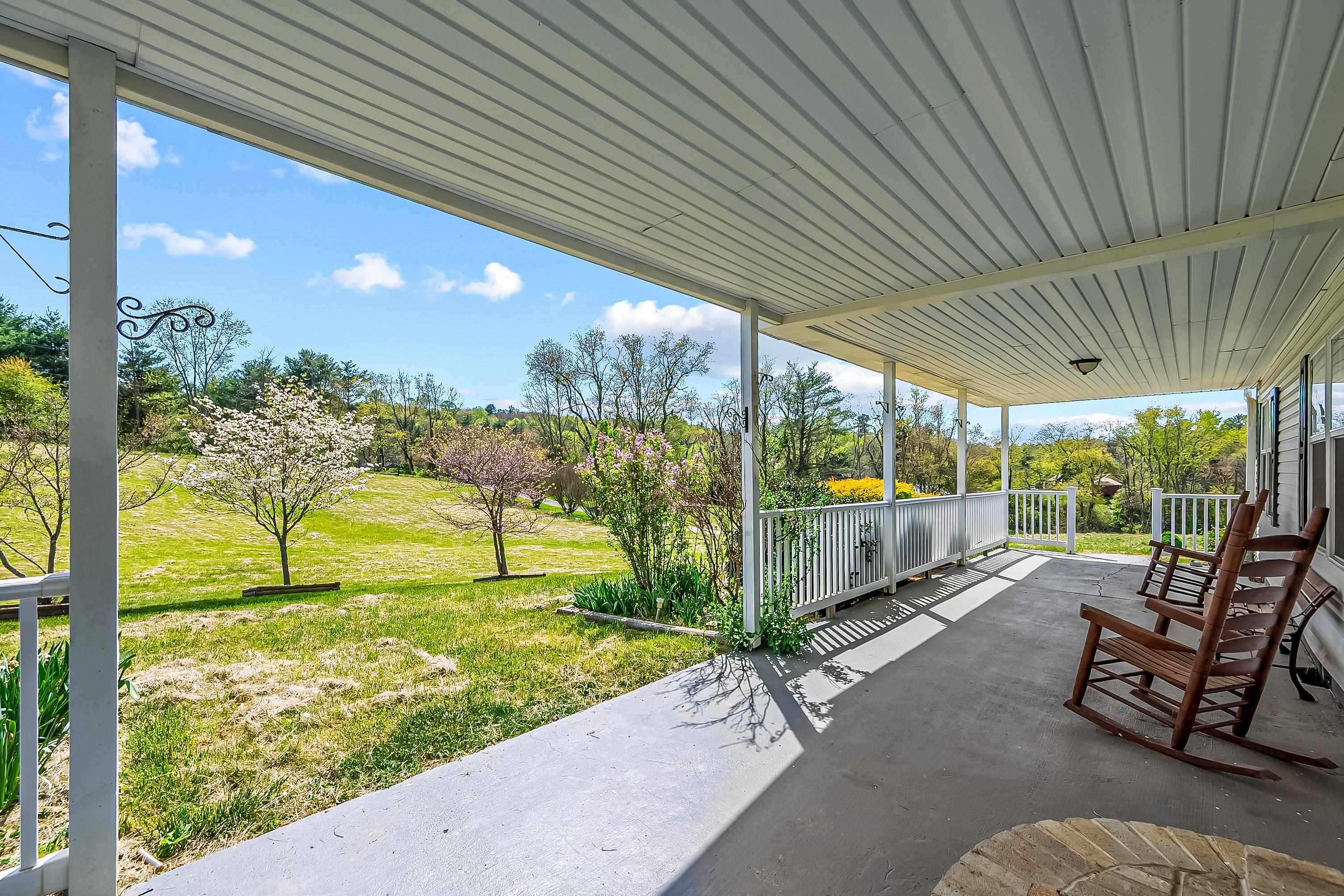 Floyd, VA 24091,615 DEERFIELD Lane NE