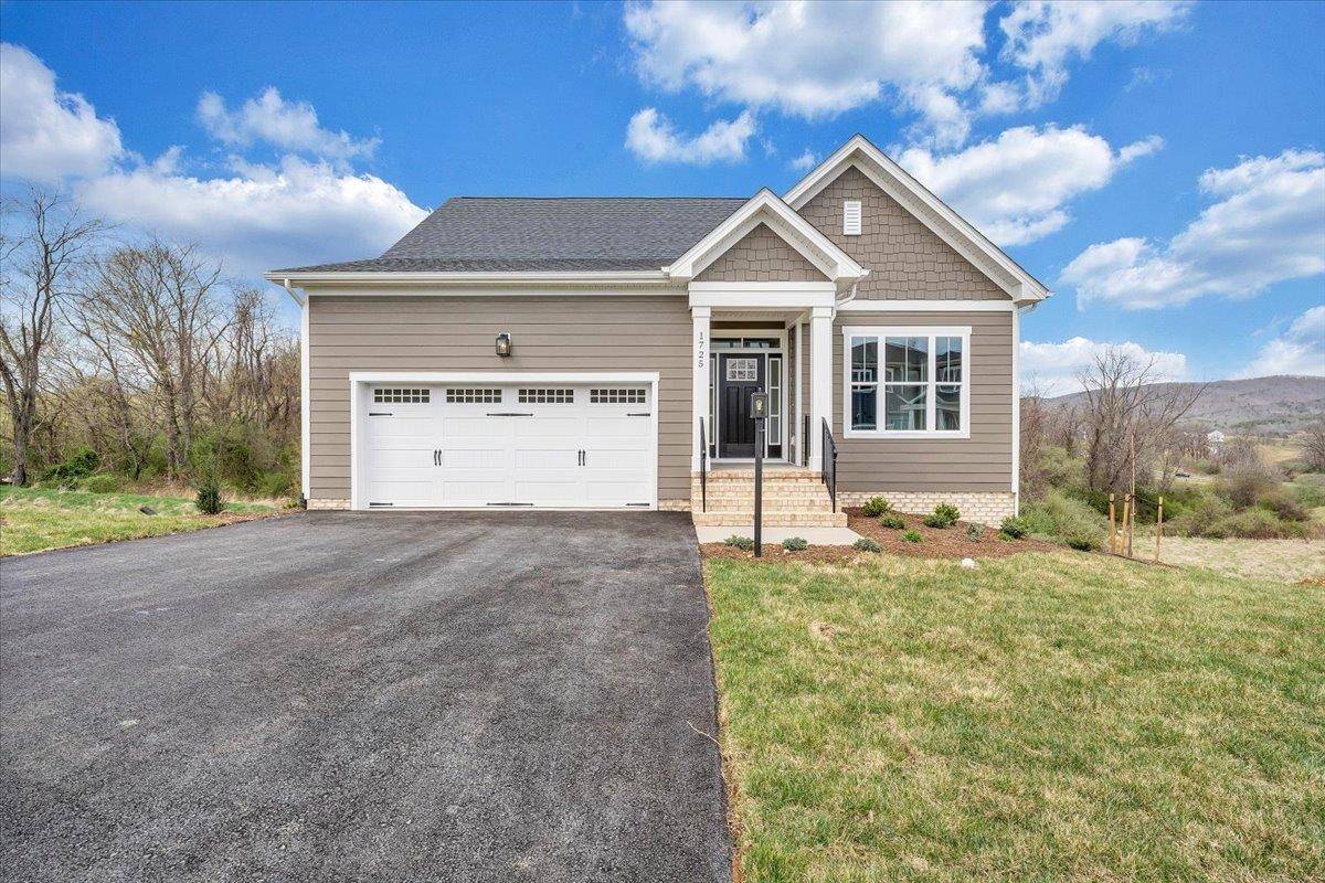 Blacksburg, VA 24060,1711 Kyles WAY