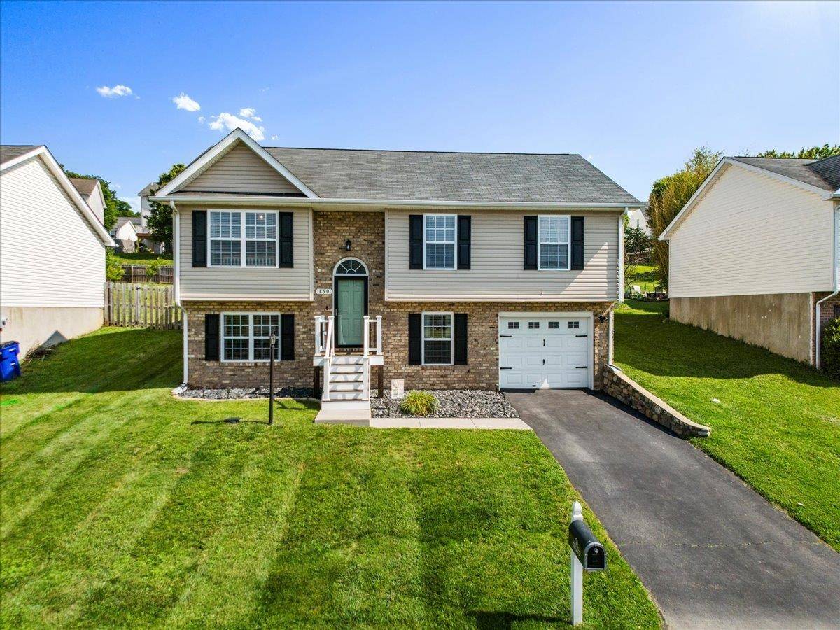 Christiansburg, VA 24073,150 SAGE LN