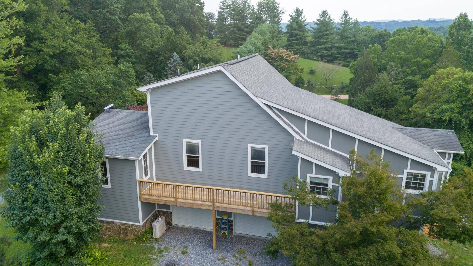 Christiansburg, VA 24073,440 Aurora LN