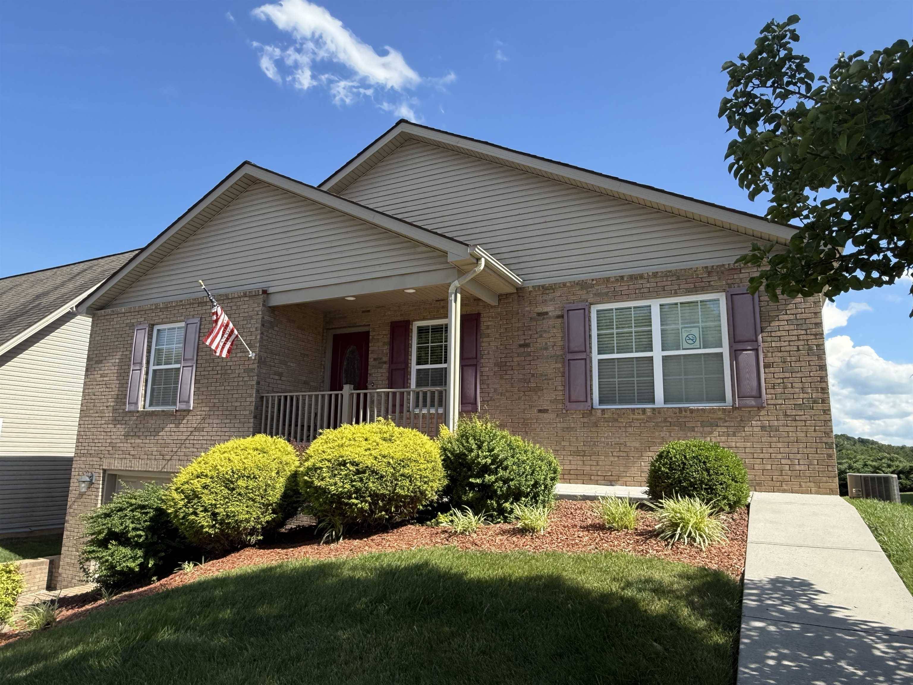 Christiansburg, VA 24073,140 Alexa LN