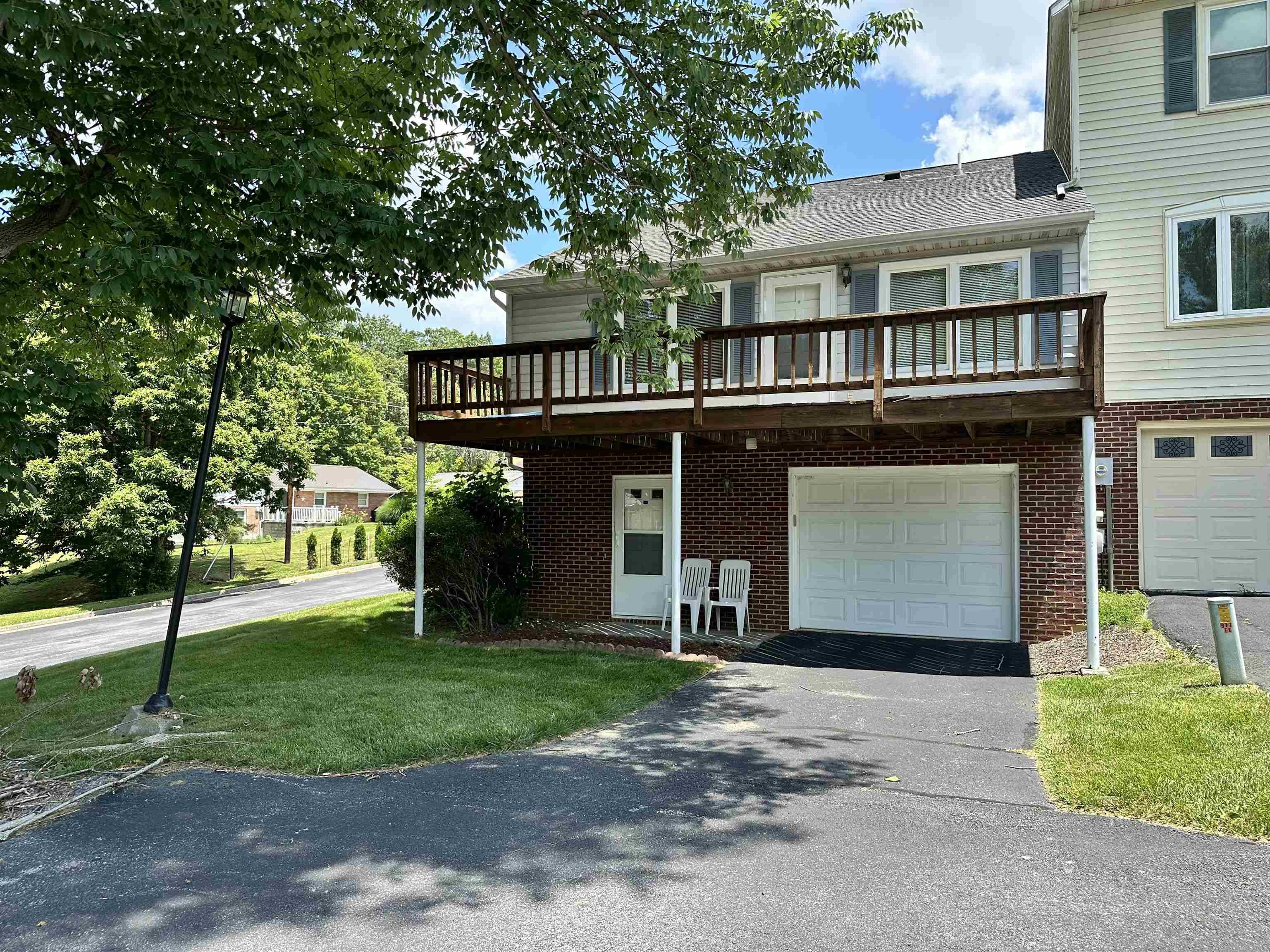 Radford, VA 24141,6156 Schoolfield AVE