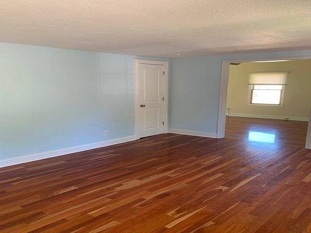 Christiansburg, VA 24073,655 SCHOOL LN