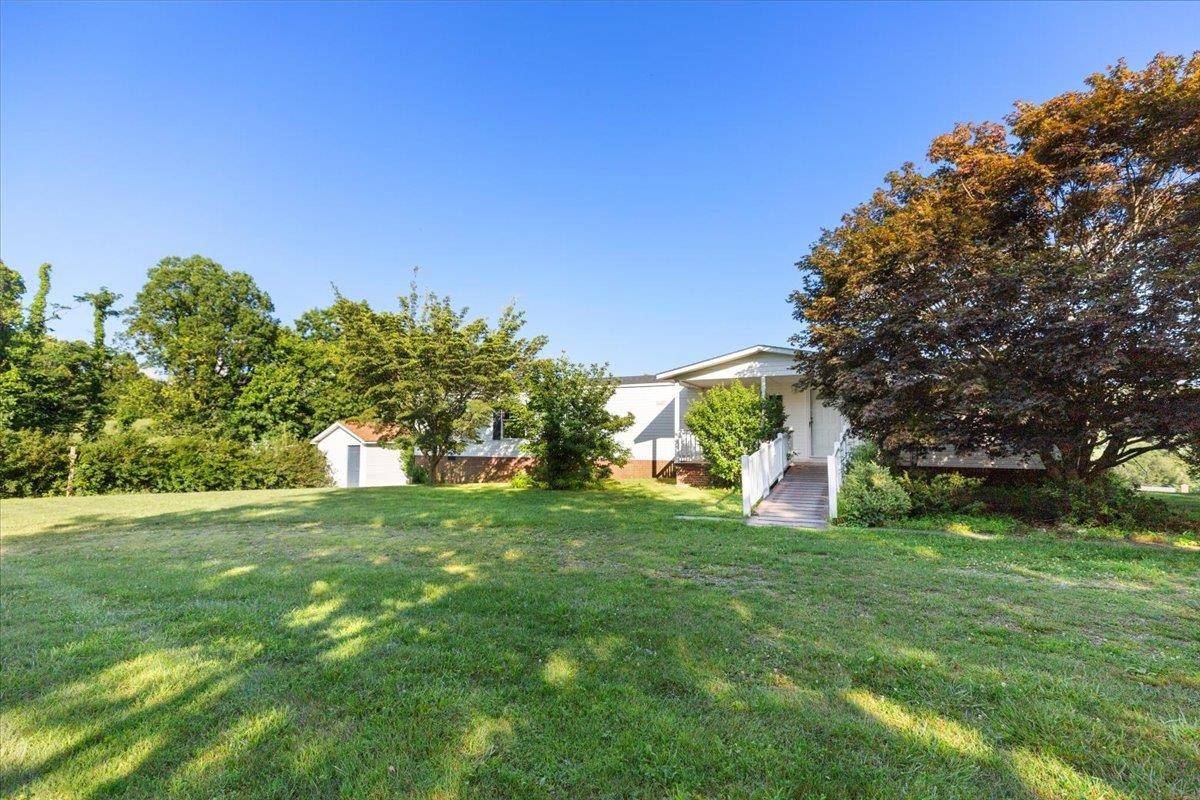 Floyd, VA 24091,913 Old Furnace Road SW