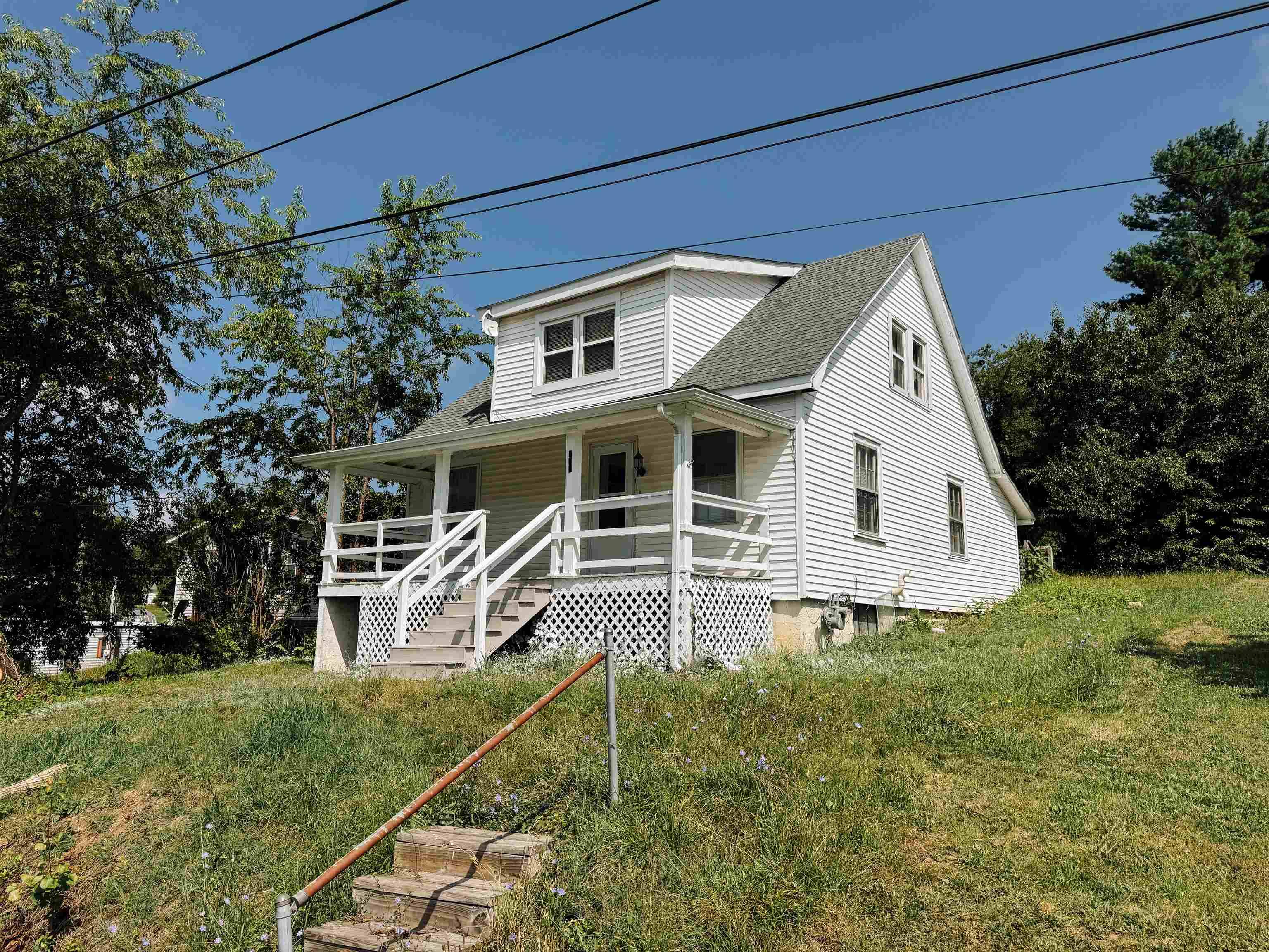Christiansburg, VA 24073,660 NE Liberty St ST