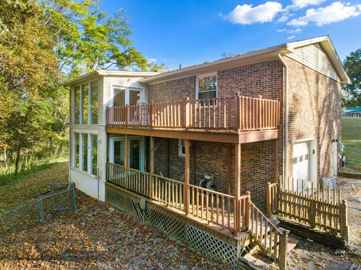 Christiansburg, VA 24073,660 Black Bear Run RD