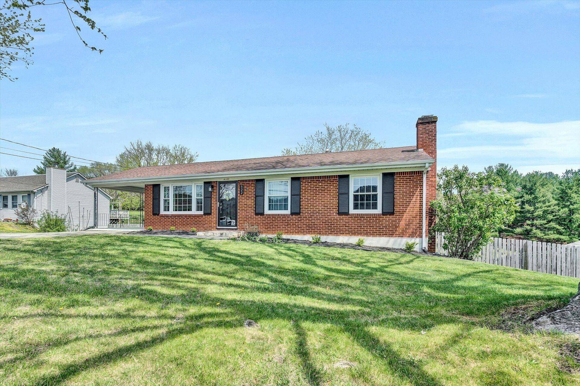 Daleville, VA 24083,322 Orchard DR