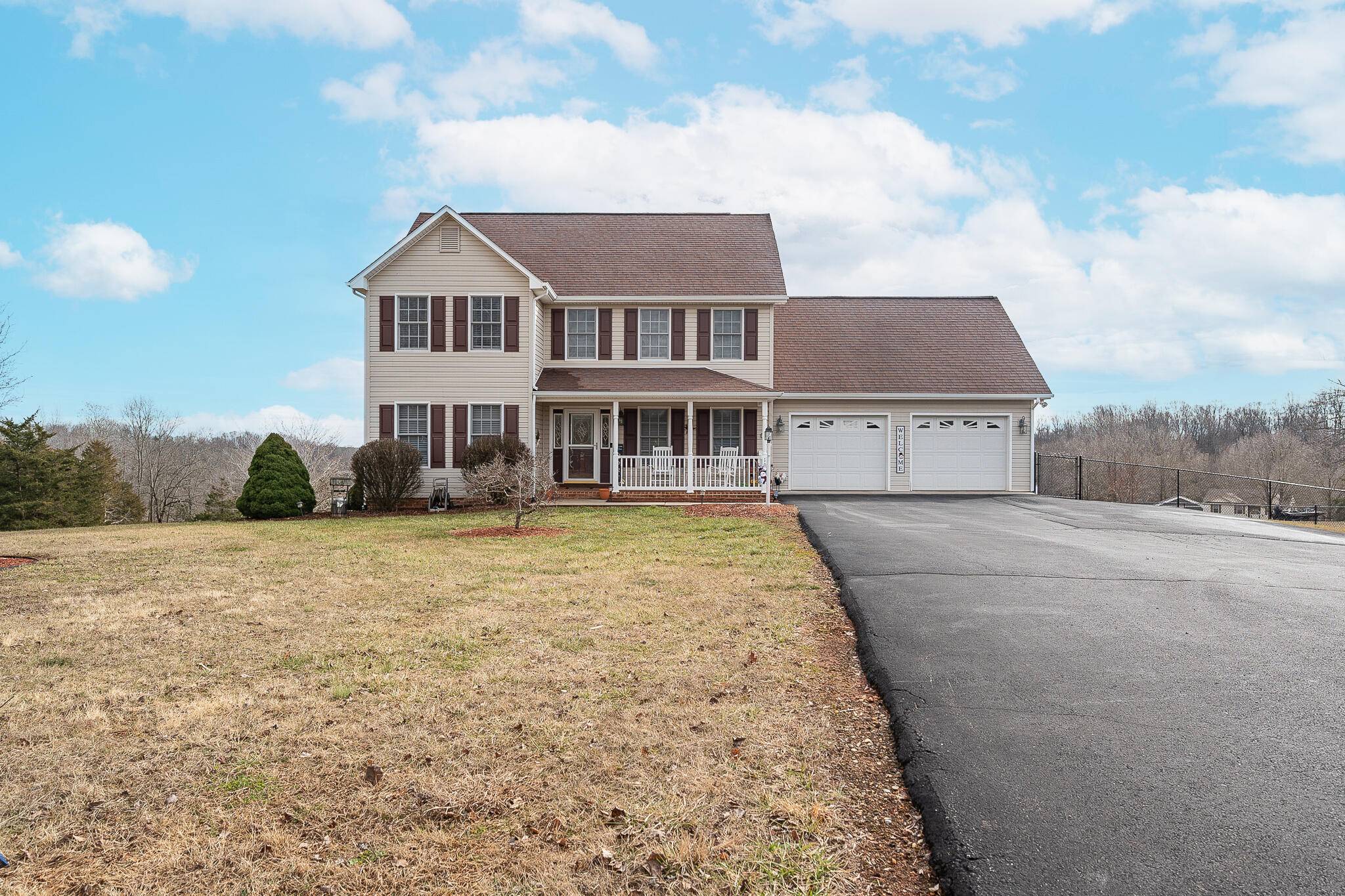 Bedford, VA 24523,1087 Lake Front CT