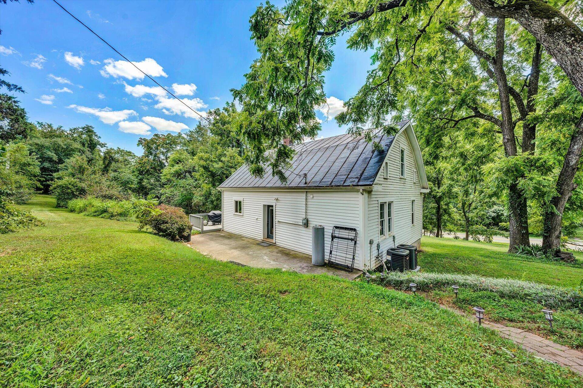 Callaway, VA 24067,1910 Bethany RD