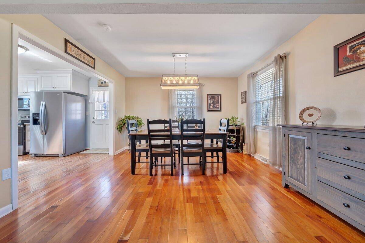 Hardy, VA 24101,90 Kristen Forest RD