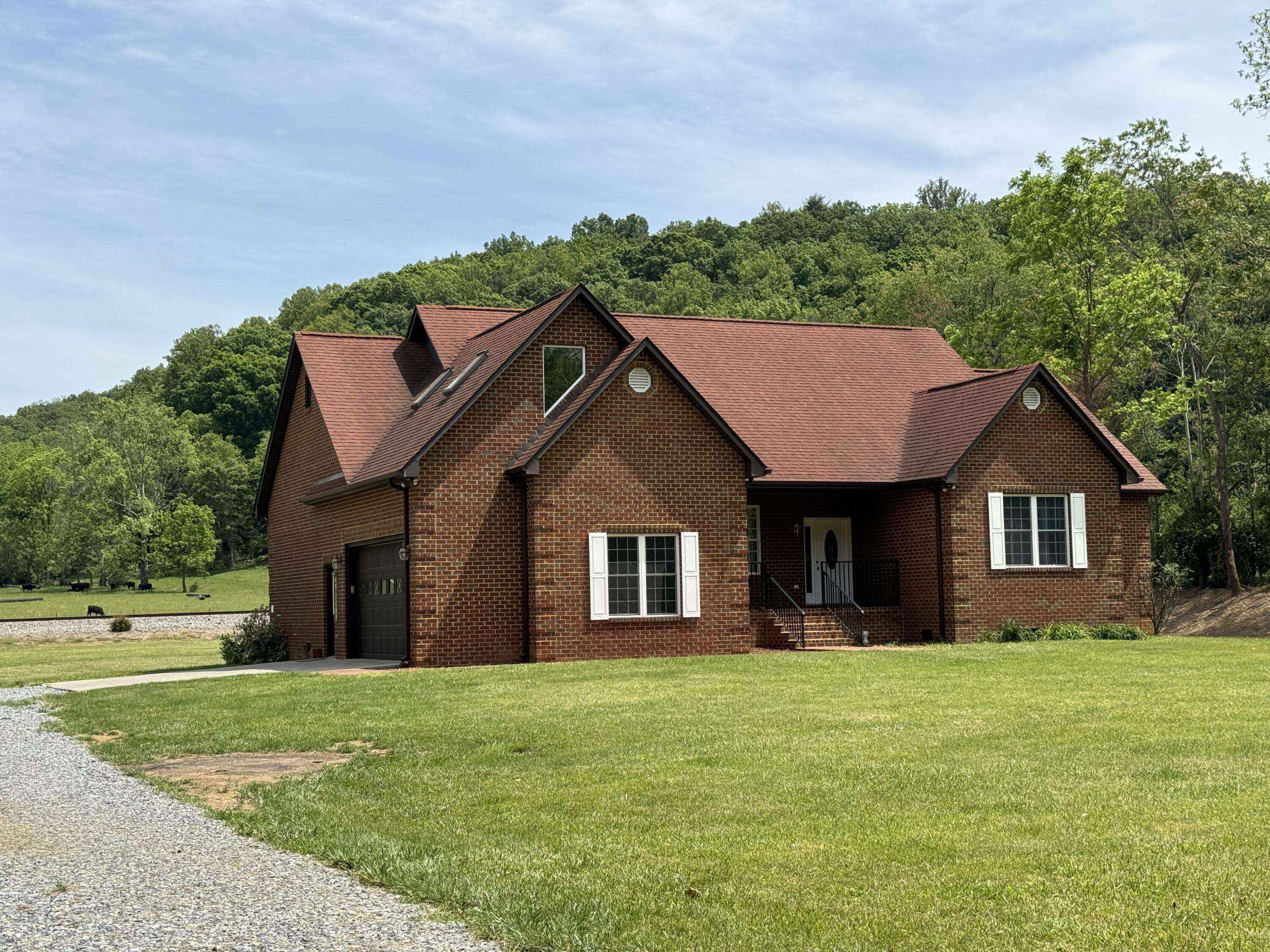 Buchanan, VA 24066,3772 Lithia RD