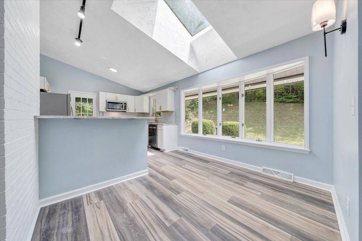 Salem, VA 24153,1440 Mountain Heights DR