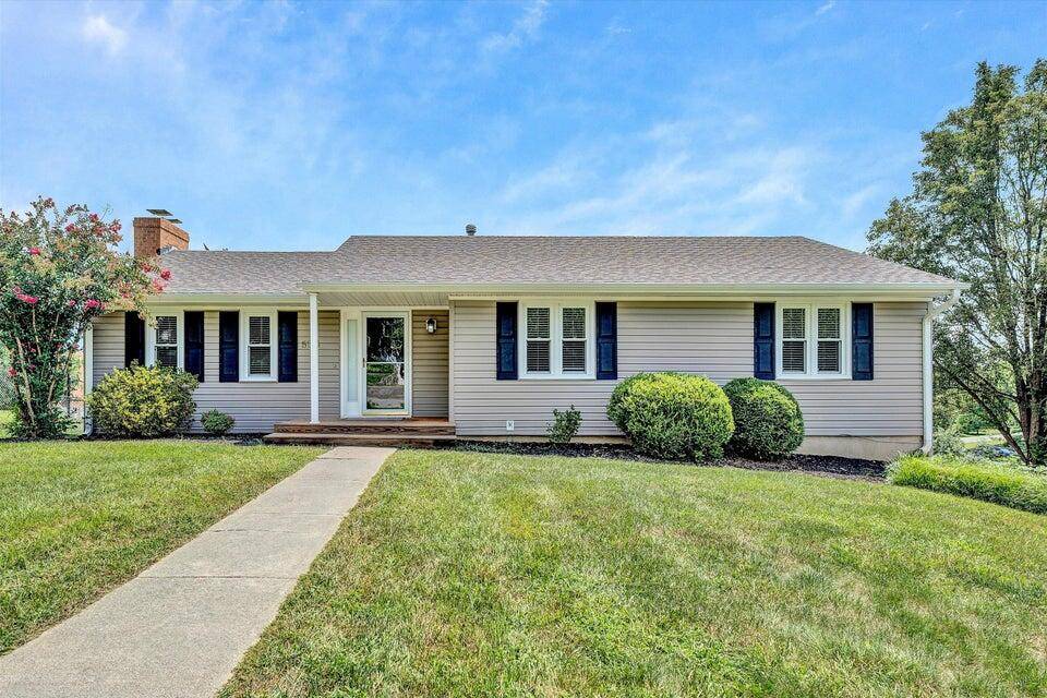 Roanoke, VA 24019,5011 Jonathan LN