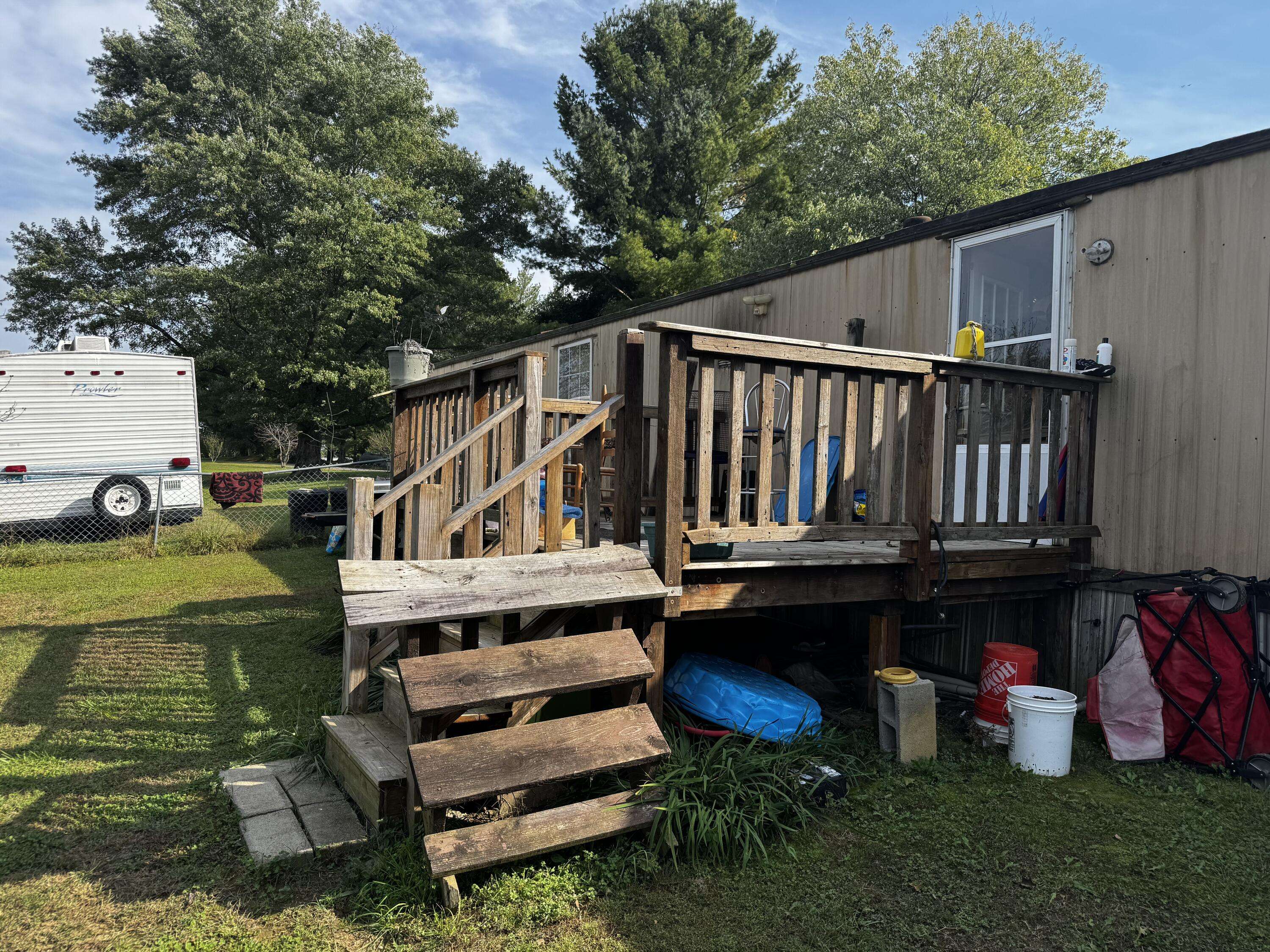 Goodview, VA 24095,109 Wade ST