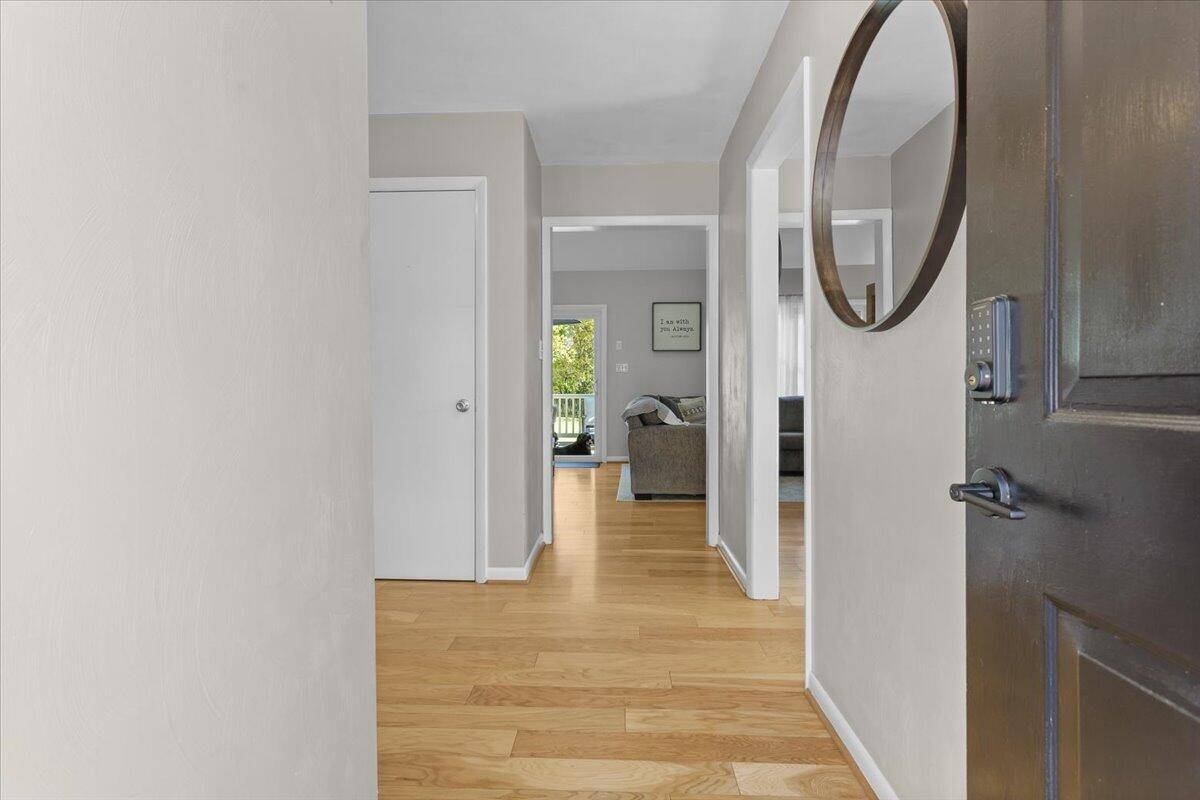 Roanoke, VA 24018,7877 Cedar Edge RD