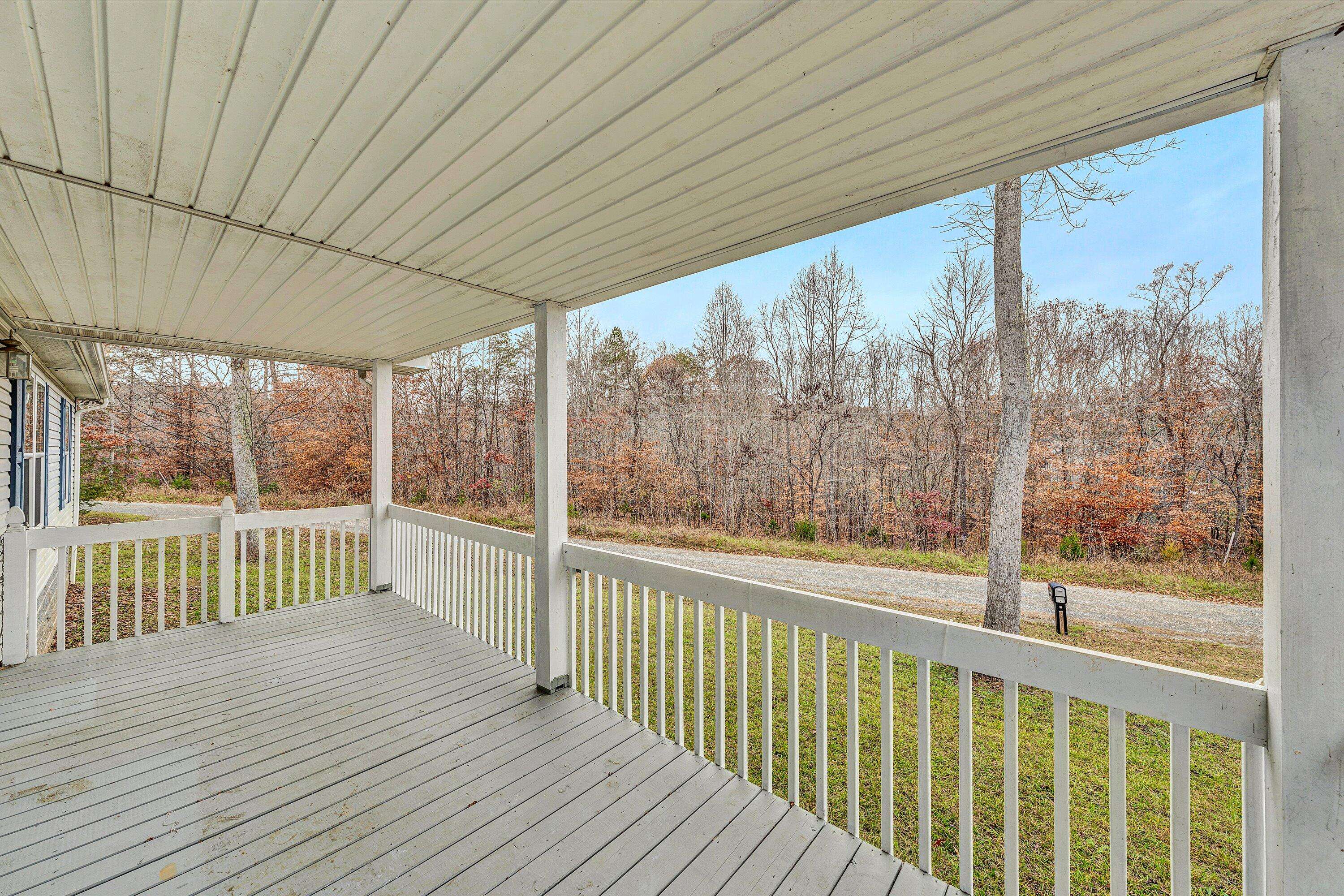 Moneta, VA 24121,1045 Tarragon WAY