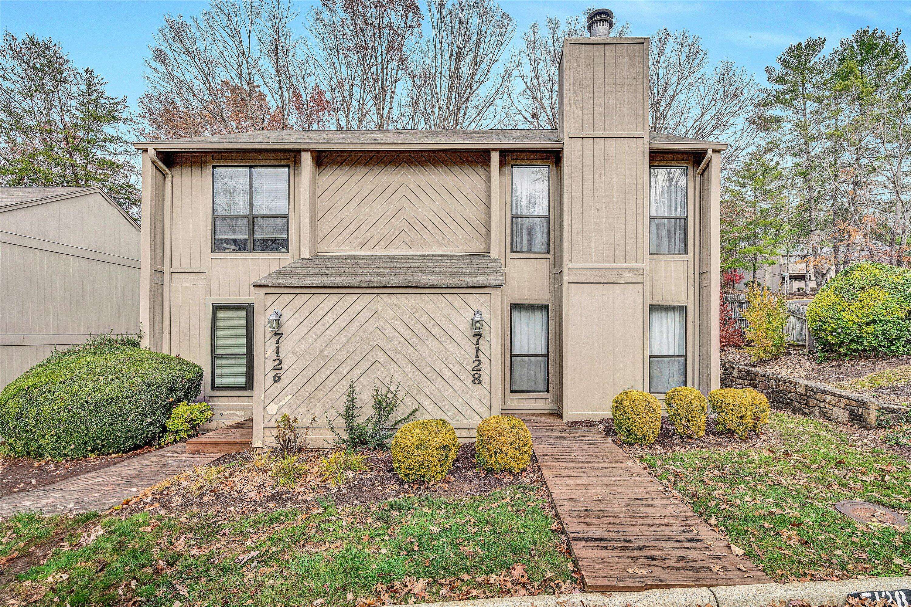 Roanoke, VA 24018,7128 Woods Crossing DR