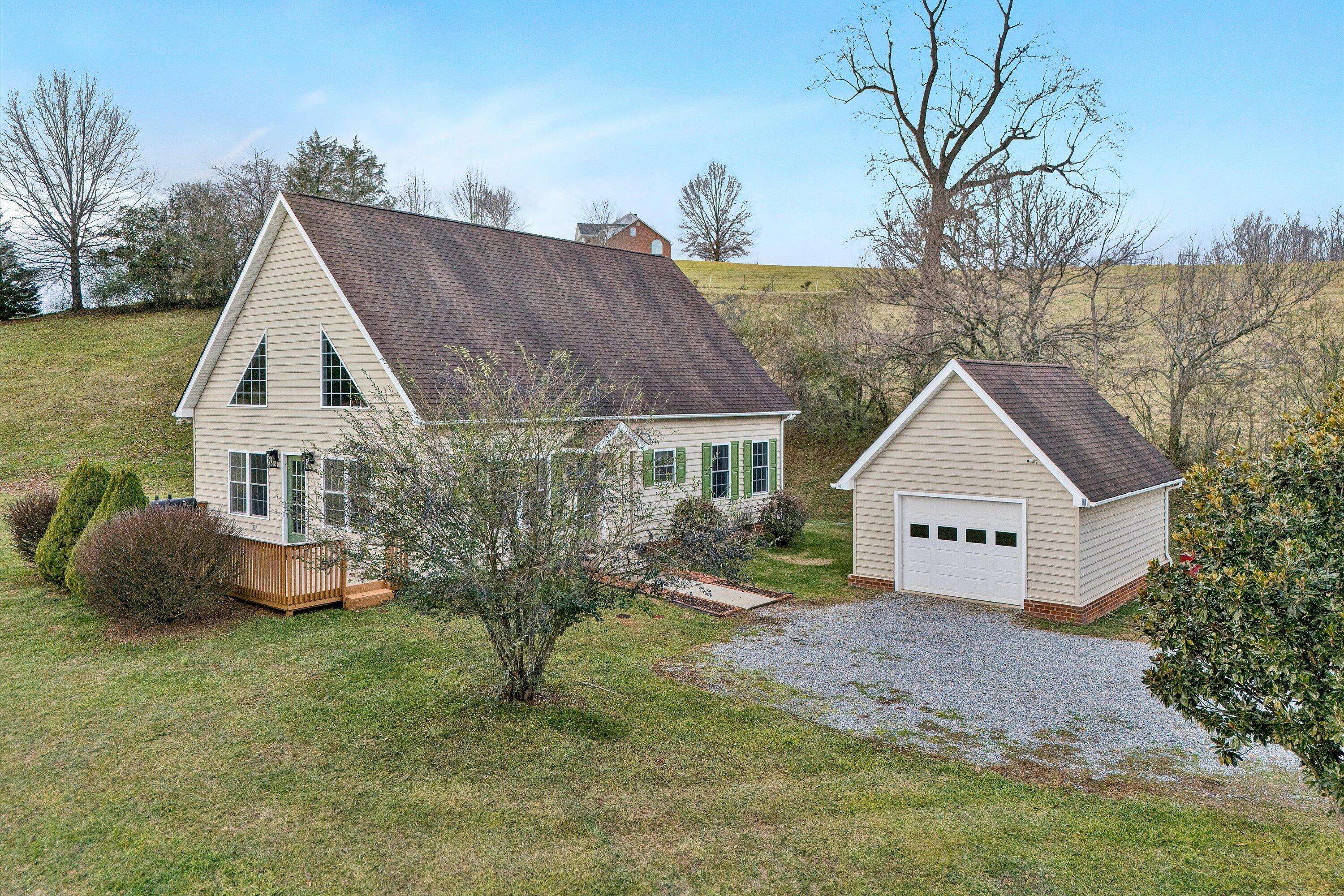 Troutville, VA 24175,145 Magnolia Springs RD