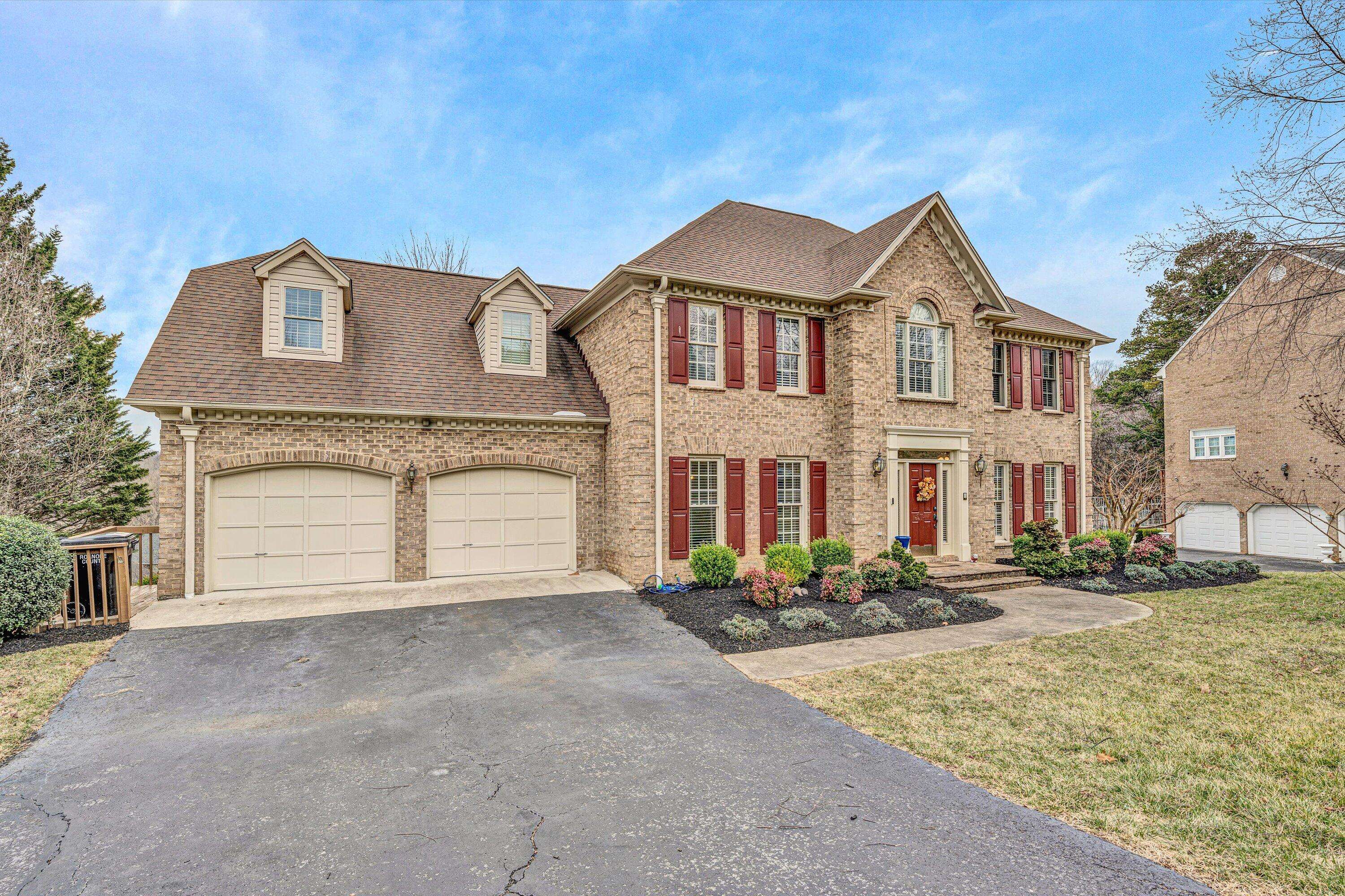 Roanoke, VA 24019,8322 Cardington DR