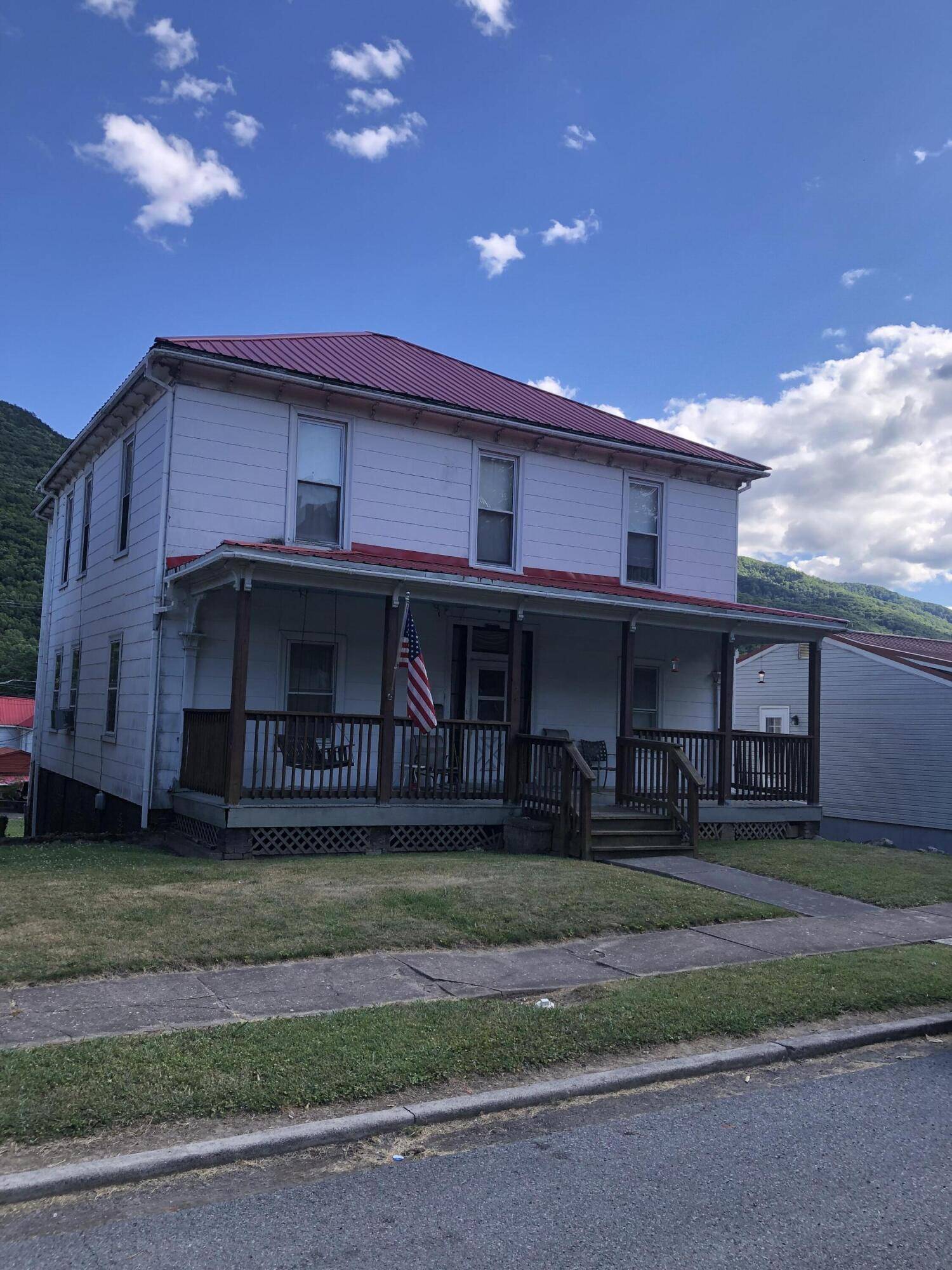 Clifton Forge, VA 24422,313 Alleghany ST