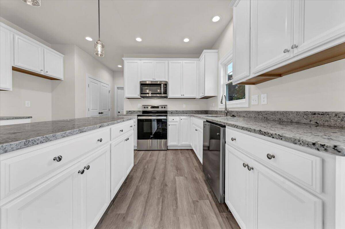 Roanoke, VA 24018,27 PARKWAY VIEW TRL