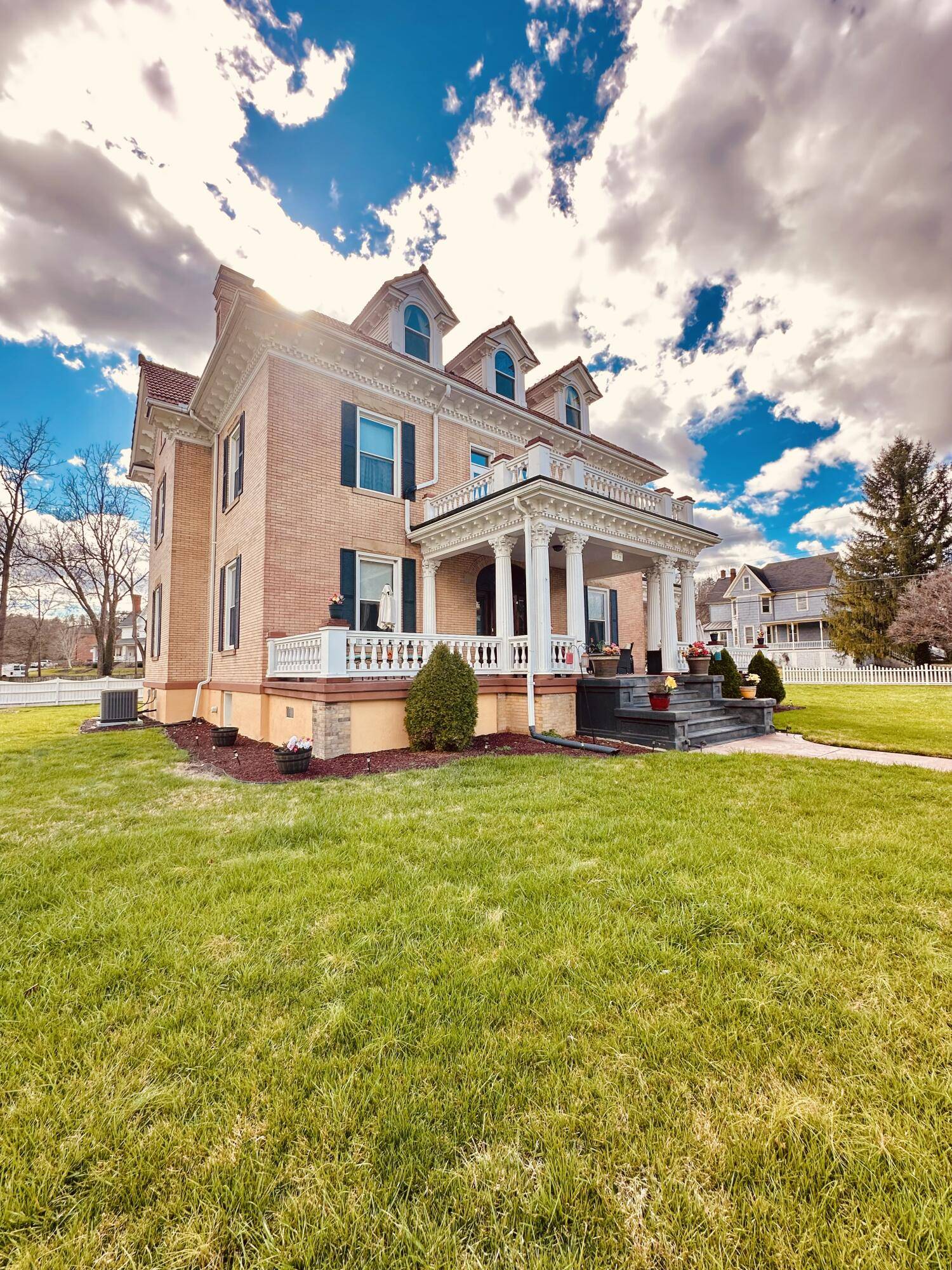Covington, VA 24426,510 Midland TRL