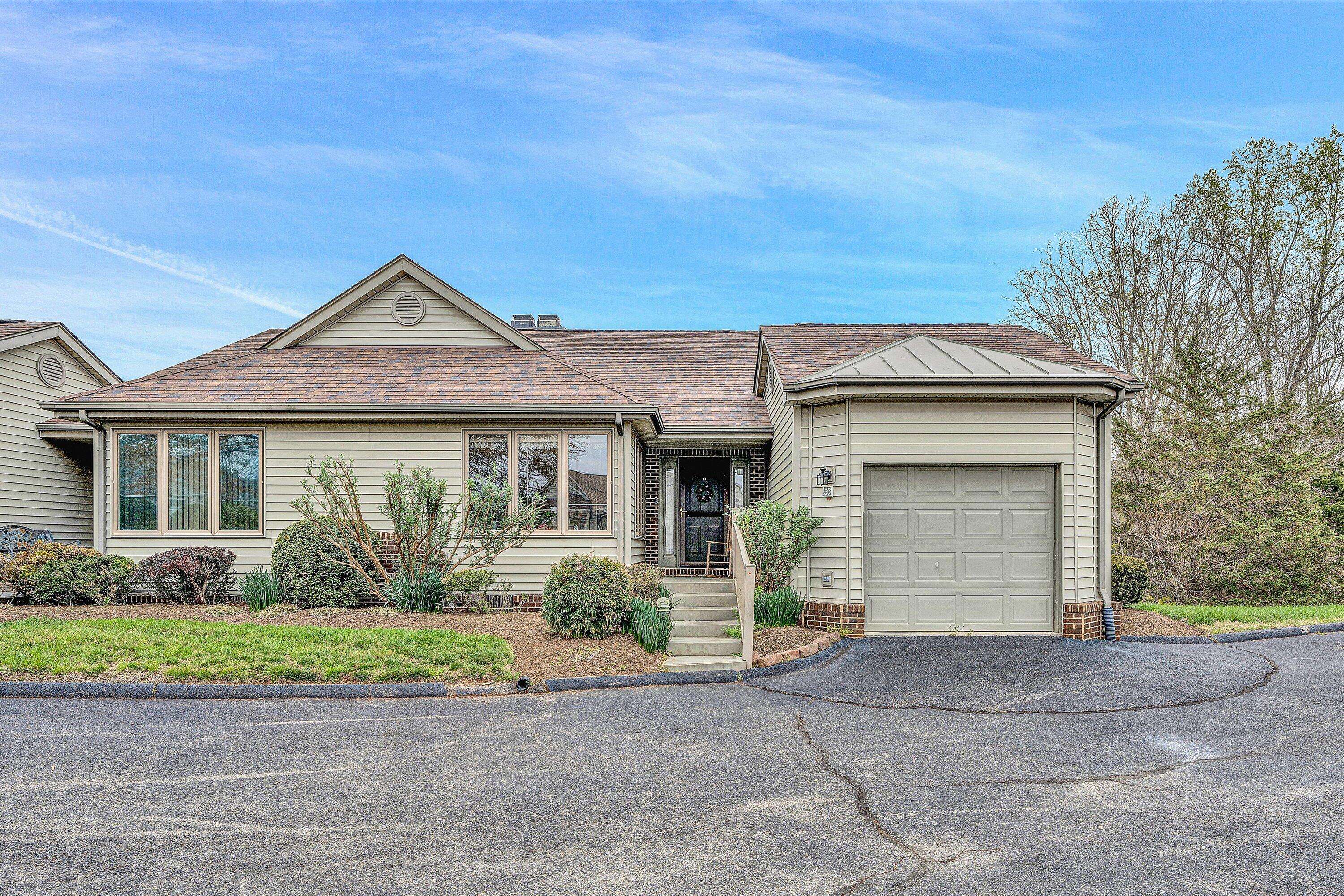 Hardy, VA 24101,56 Scarlet ST