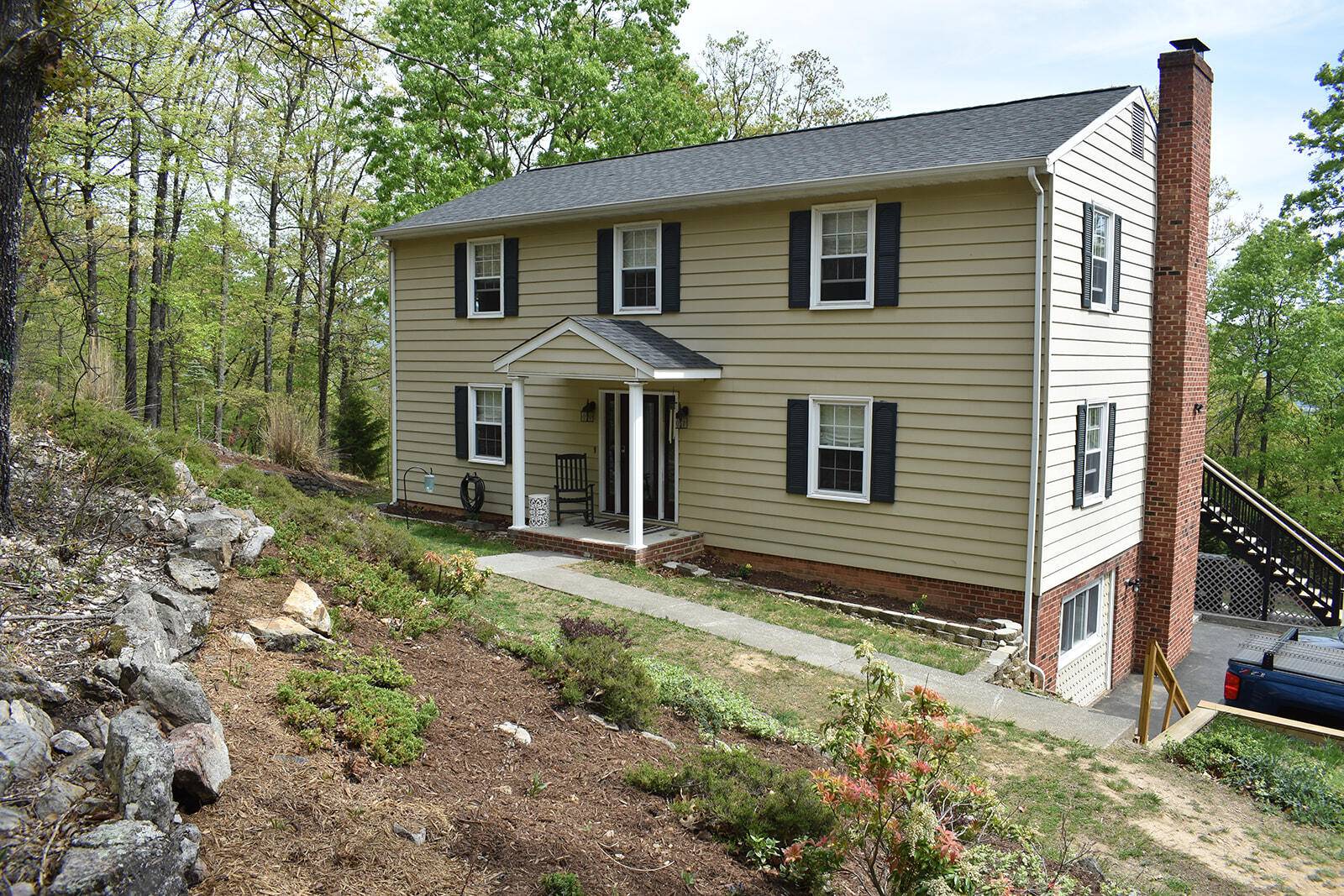 Roanoke, VA 24012,2547 Summit Ridge RD