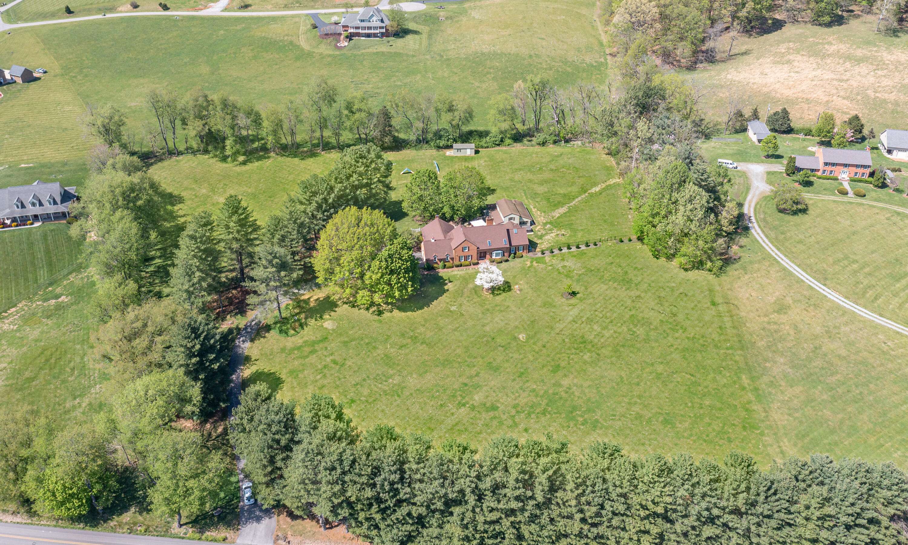 Fincastle, VA 24090,2902 Brughs Mill RD