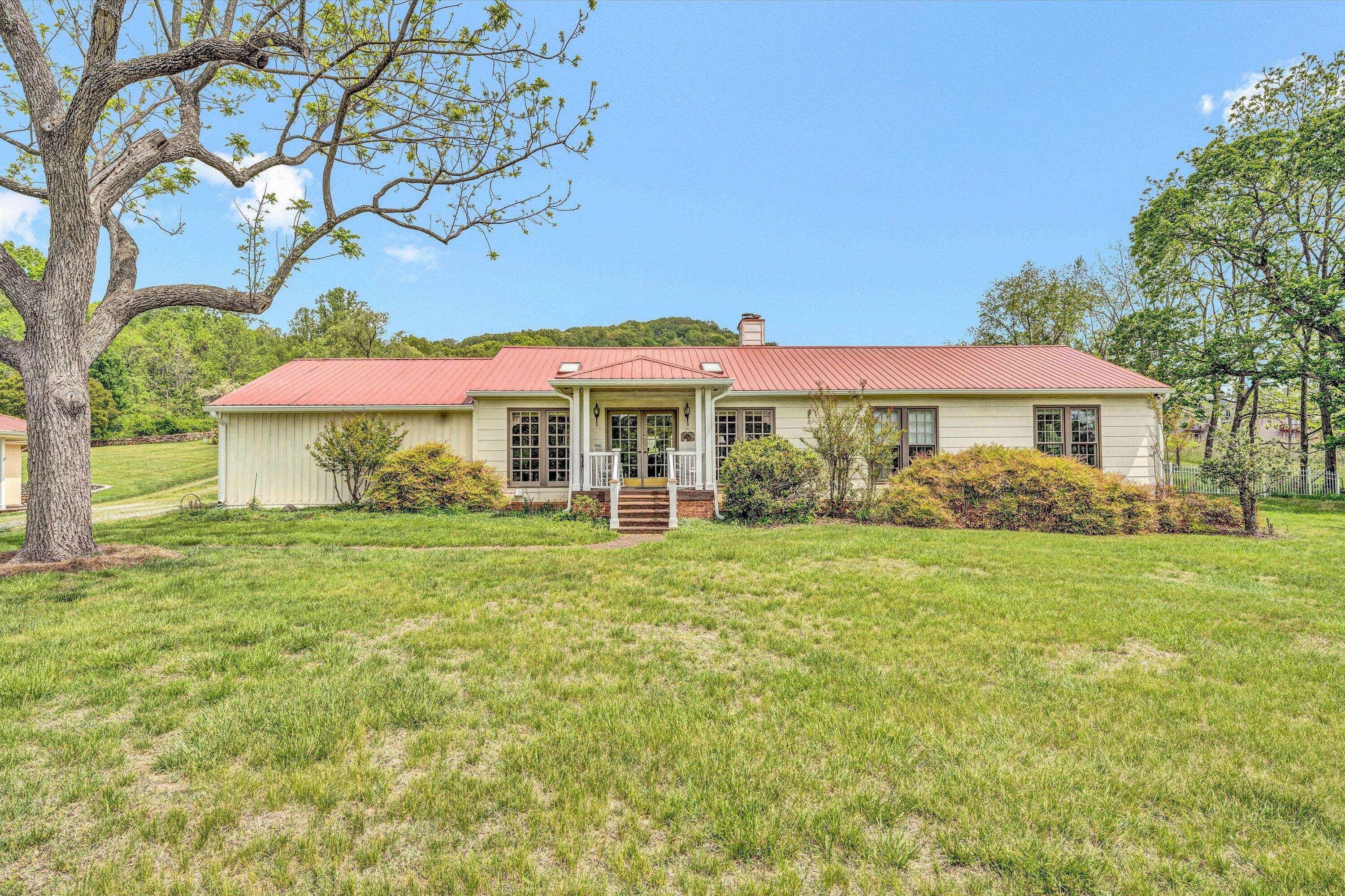 Vinton, VA 24179,1812 Mountain View RD #& 1816