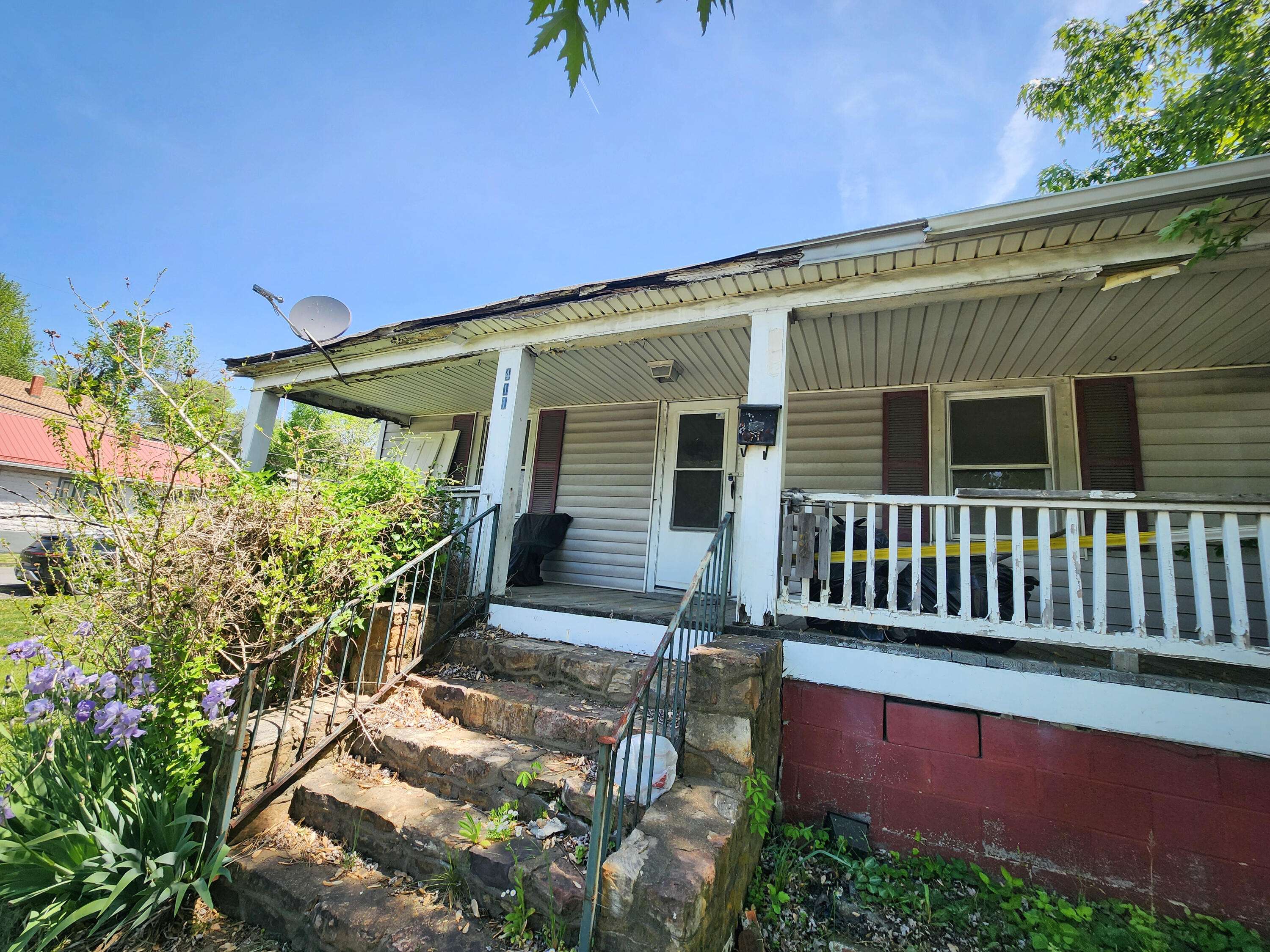Covington, VA 24426,411 N alleghany AVE