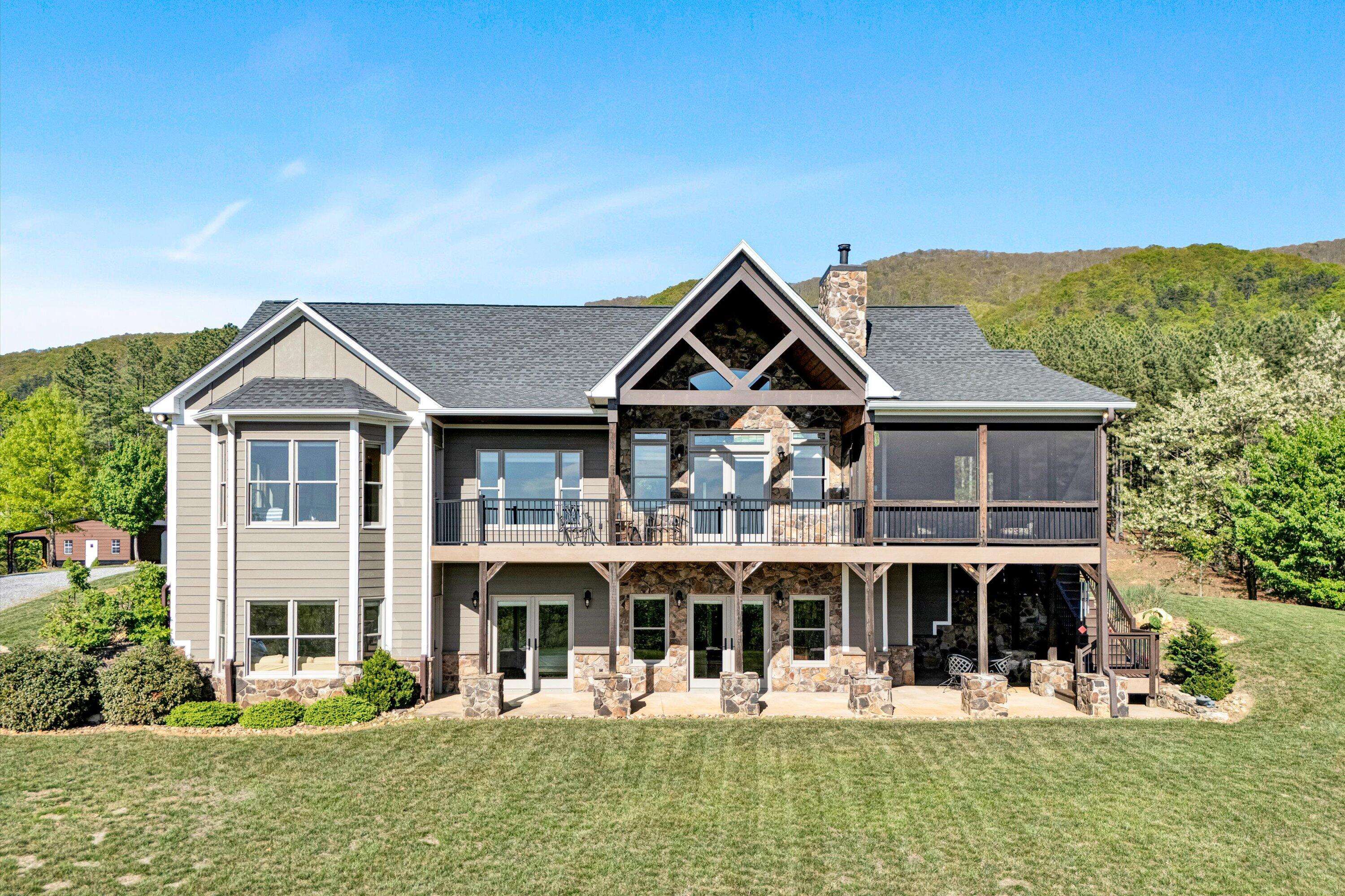 Buchanan, VA 24066,890 Blain RD