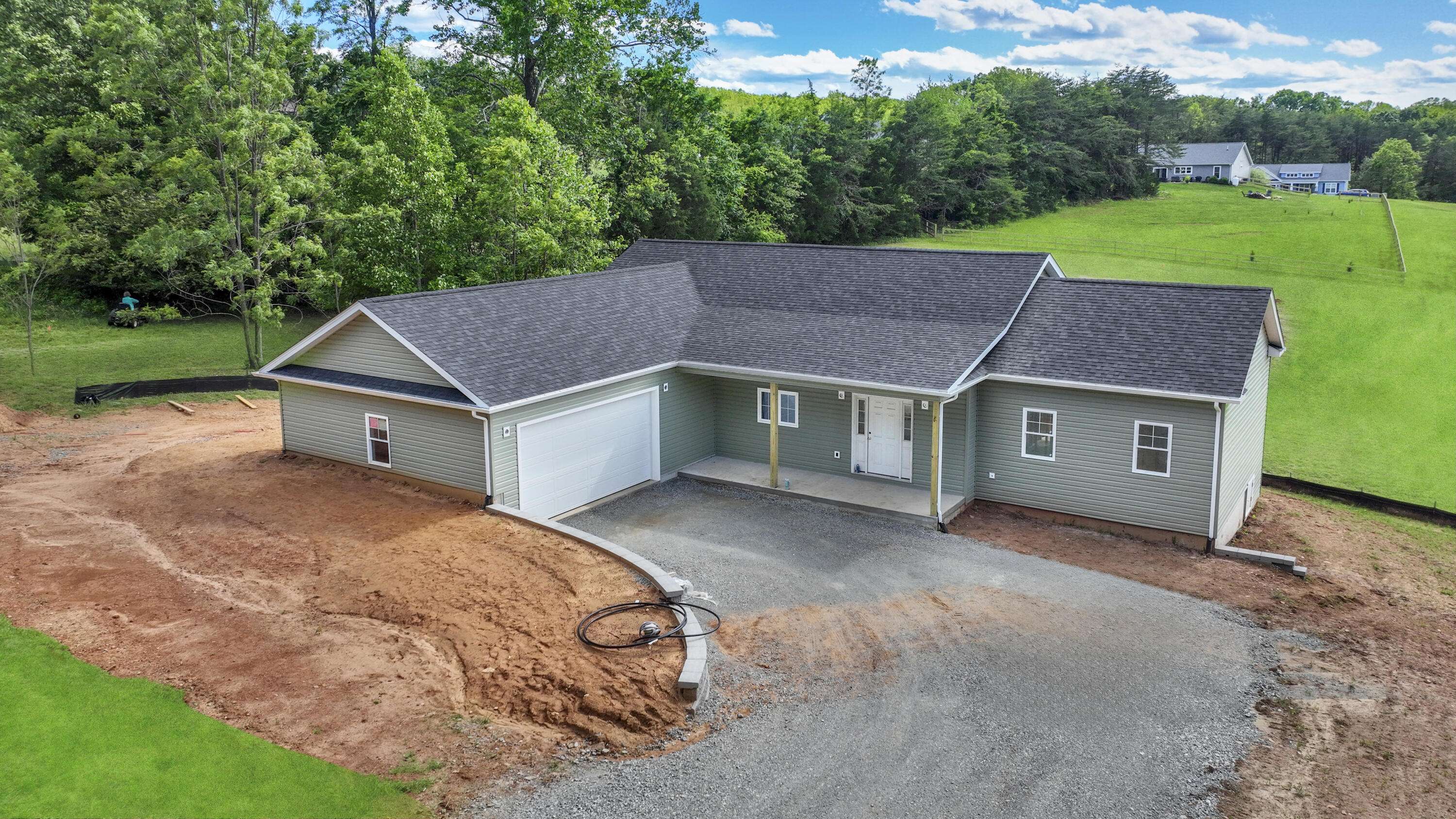 Moneta, VA 24121,81 Belvior CIR