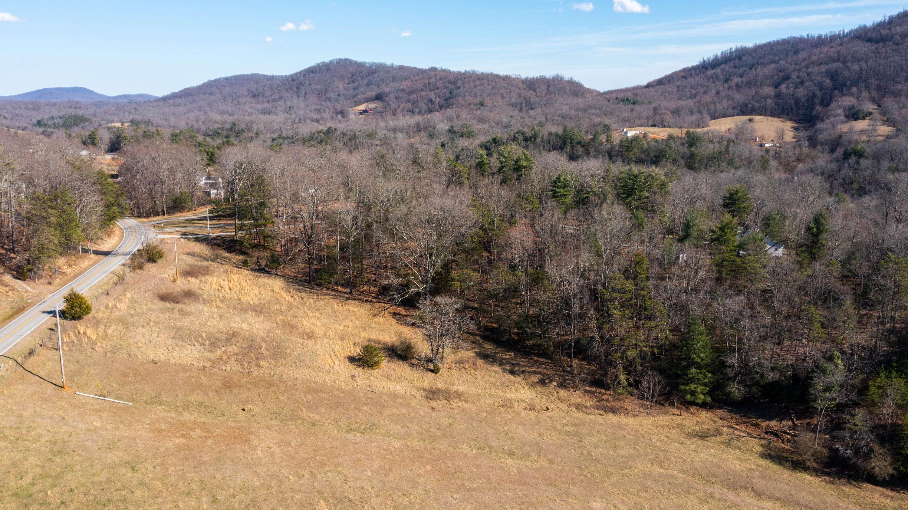 Hardy, VA 24101,0 Coopers Cove RD