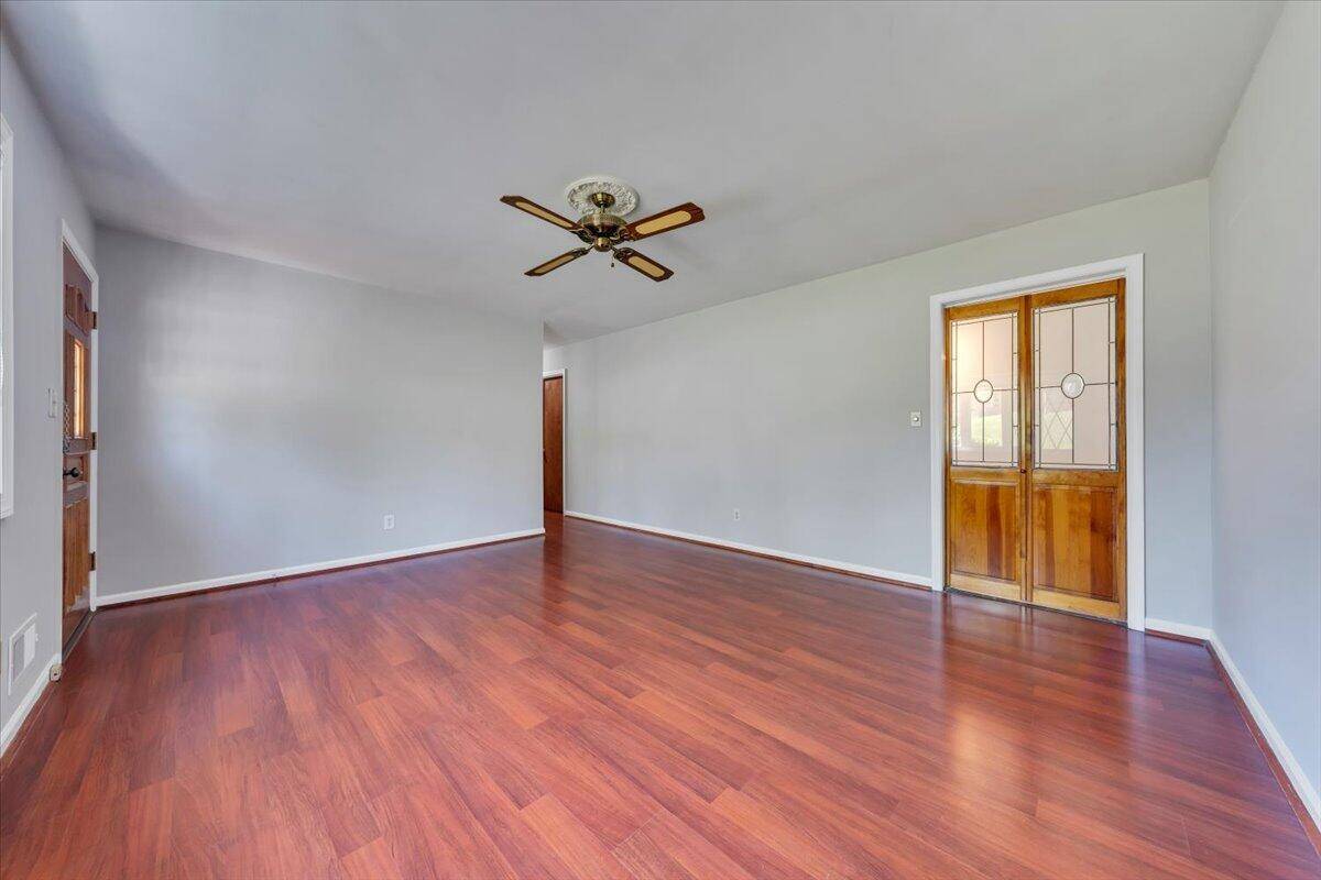 Vinton, VA 24179,605 Timberidge RD