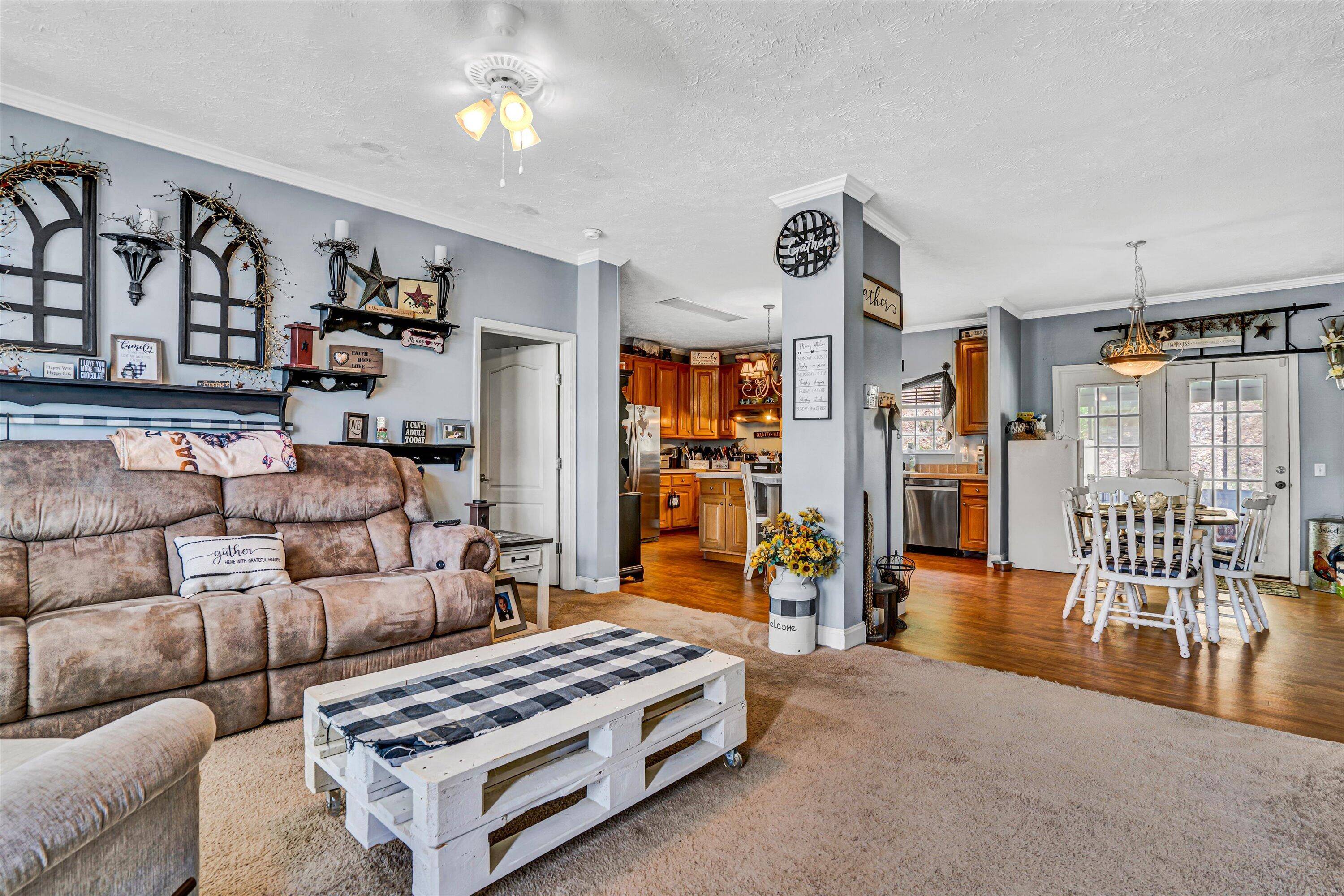 Salem, VA 24153,925 Givens Tyler RD