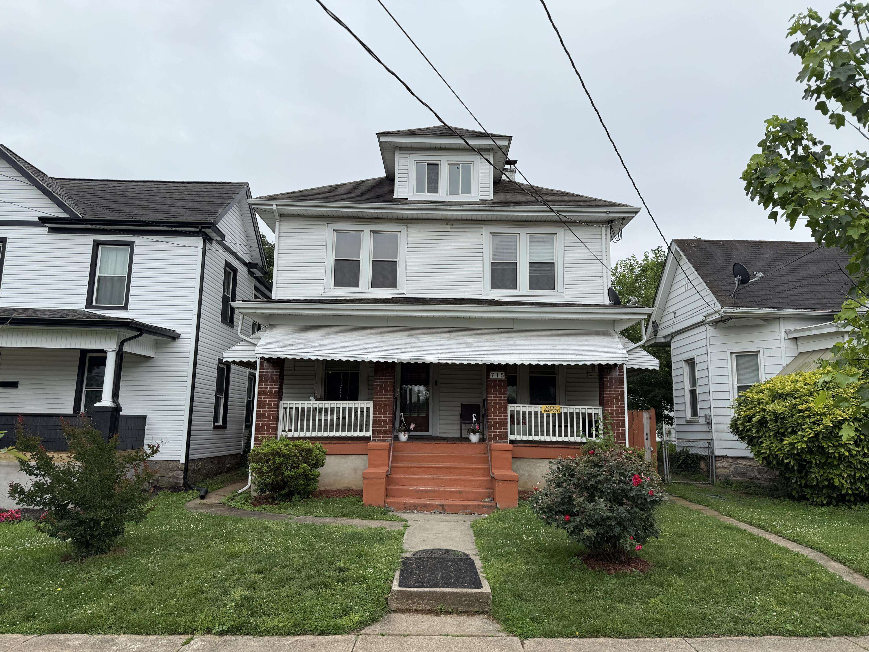 Roanoke, VA 24013,715 Highland AVE