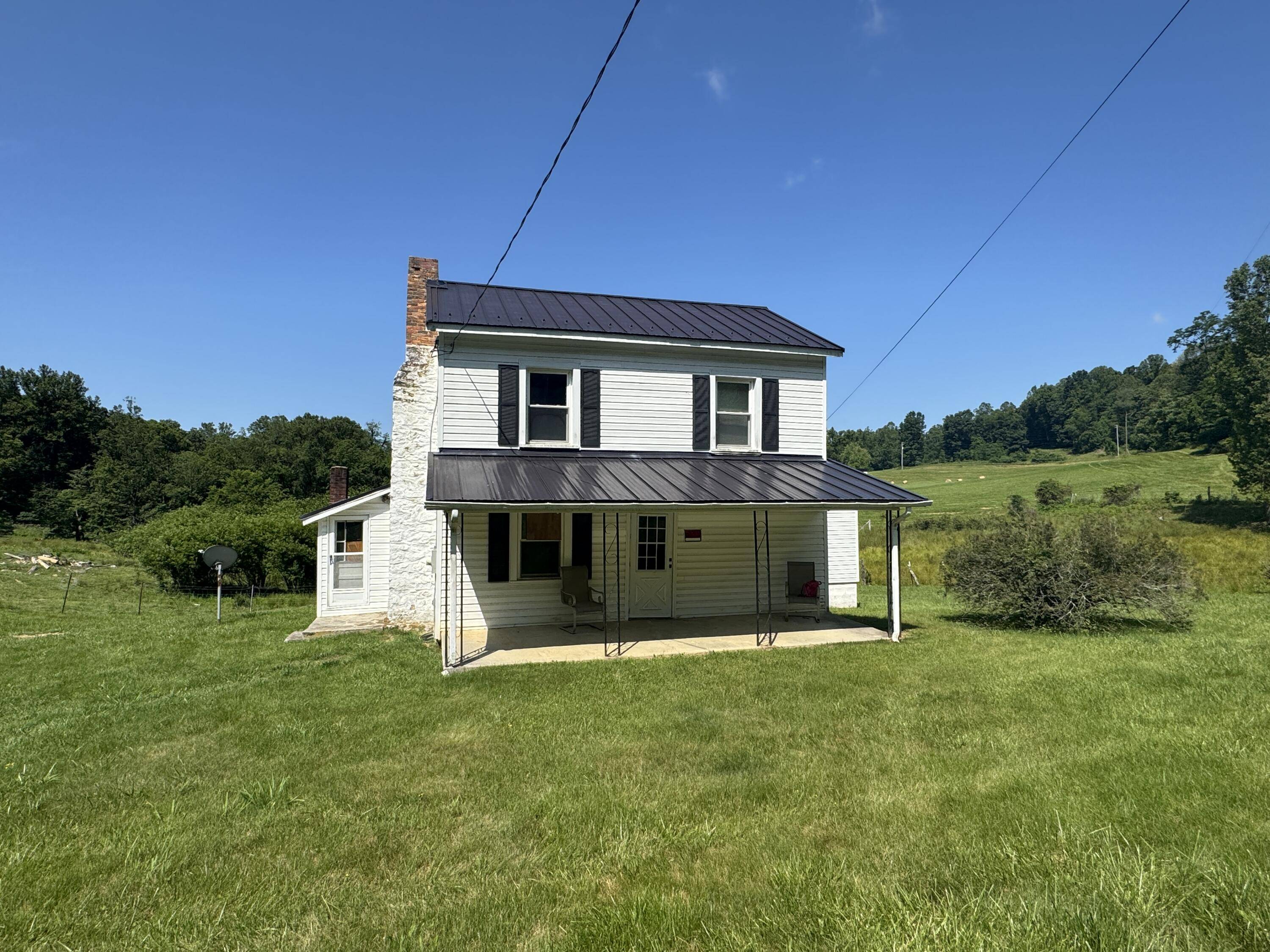 Vinton, VA 24179,2911 Mountain Top LN
