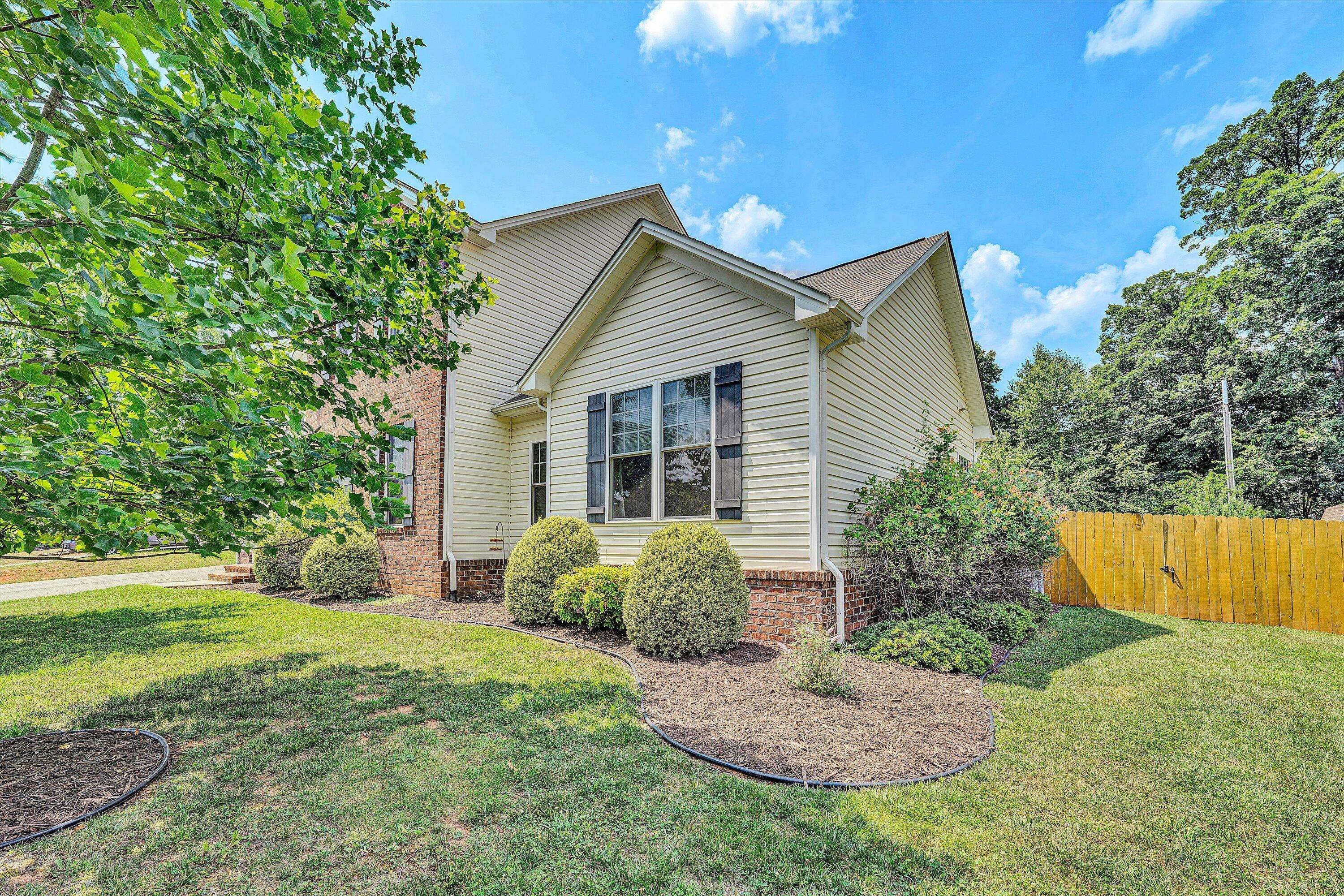 Salem, VA 24153,5036 Buffalo CIR