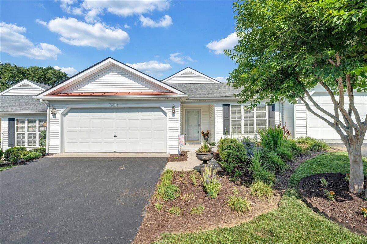 Roanoke, VA 24018,3109 Winterberry Square
