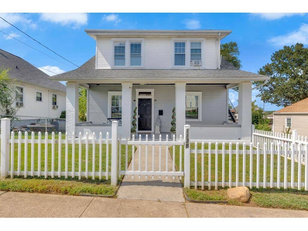 Roanoke, VA 24013,1138 Montrose AVE