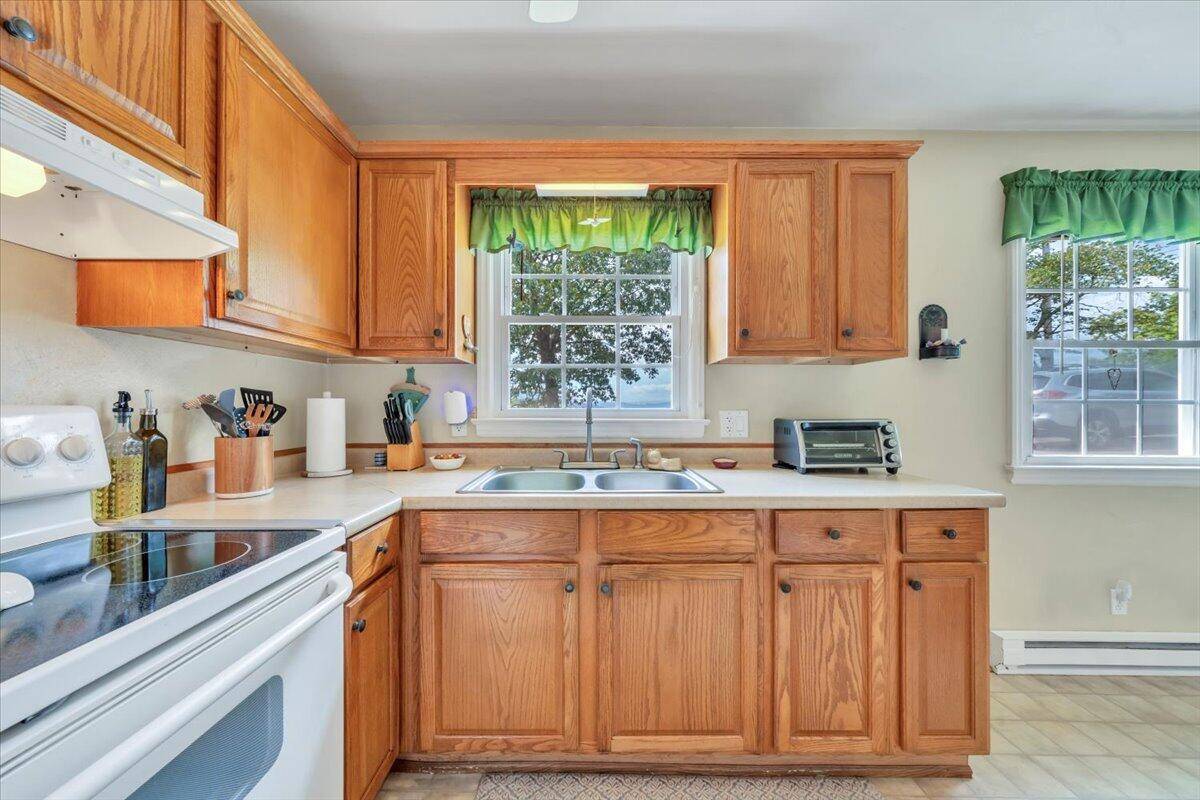 Roanoke, VA 24019,37 Dancing Tree LN