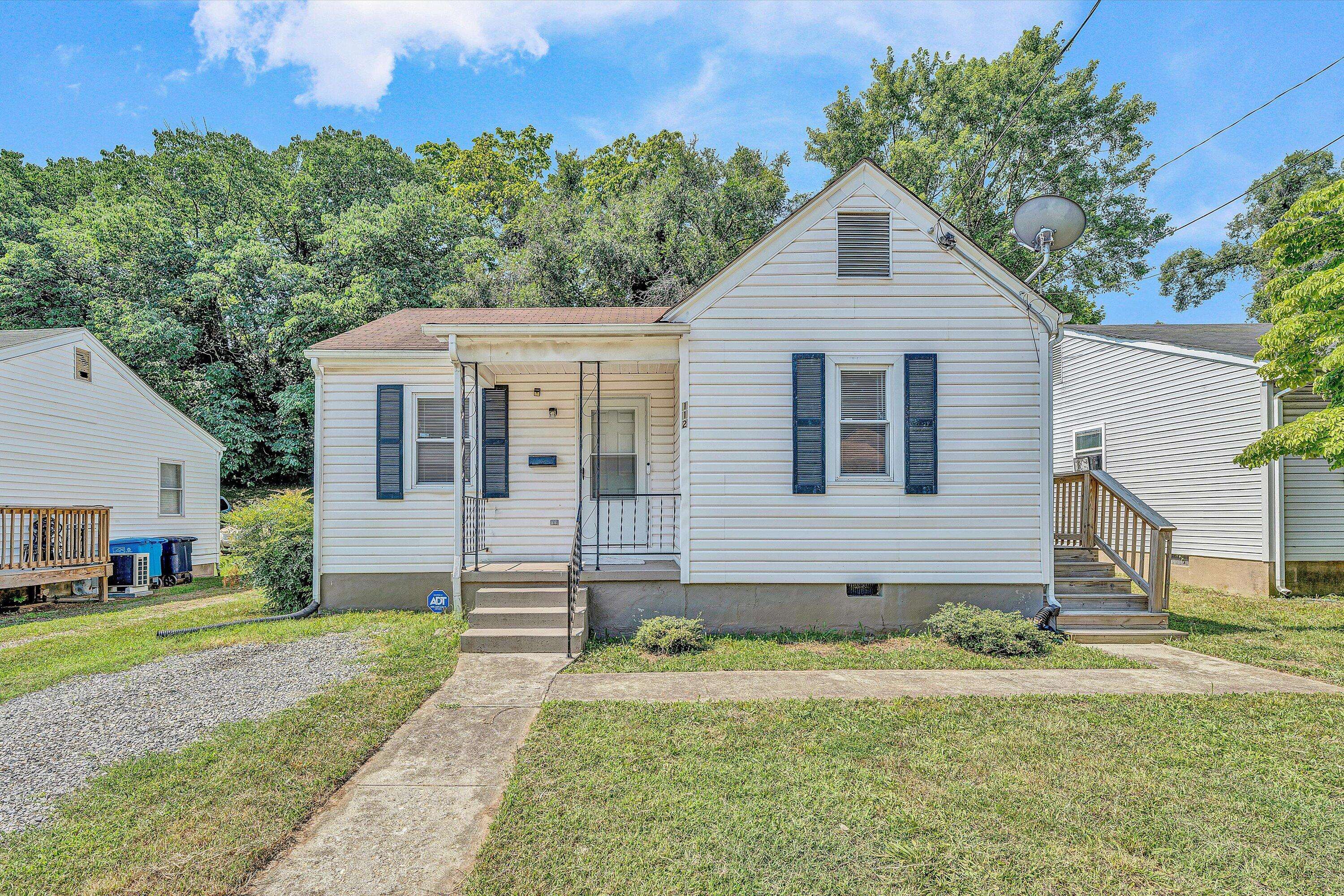 Roanoke, VA 24016,112 Harrison AVE