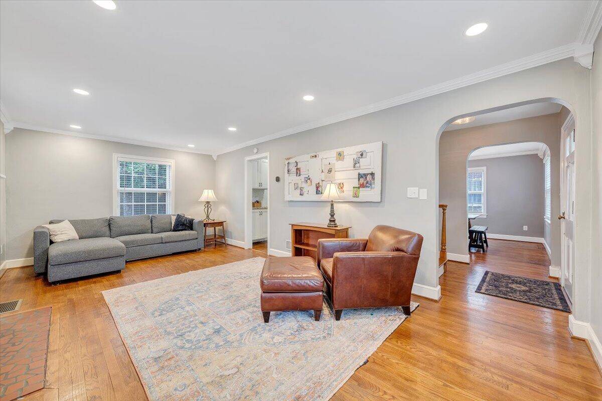 Roanoke, VA 24015,2746 Avenel AVE