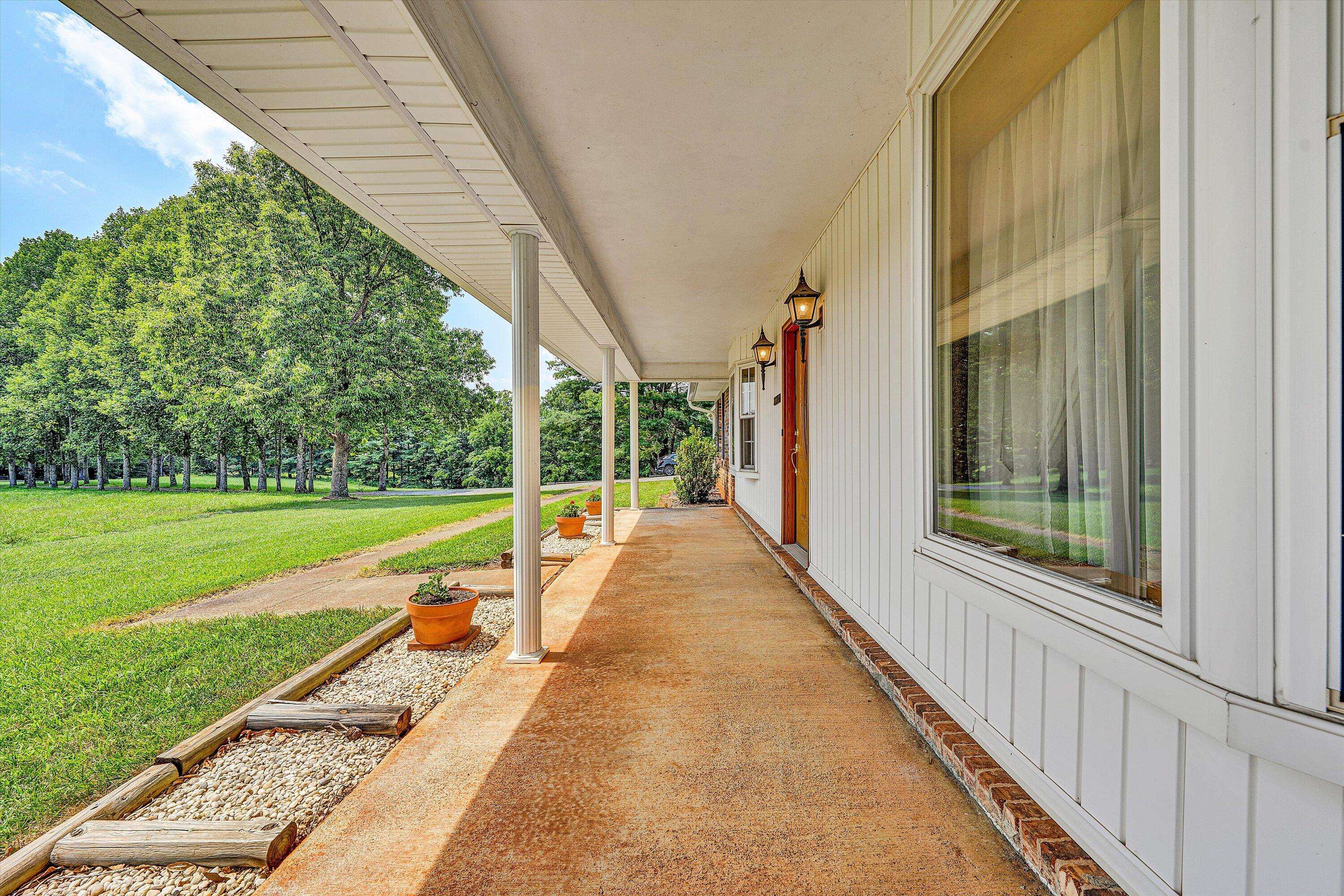 Goodview, VA 24095,9732 Goodview RD