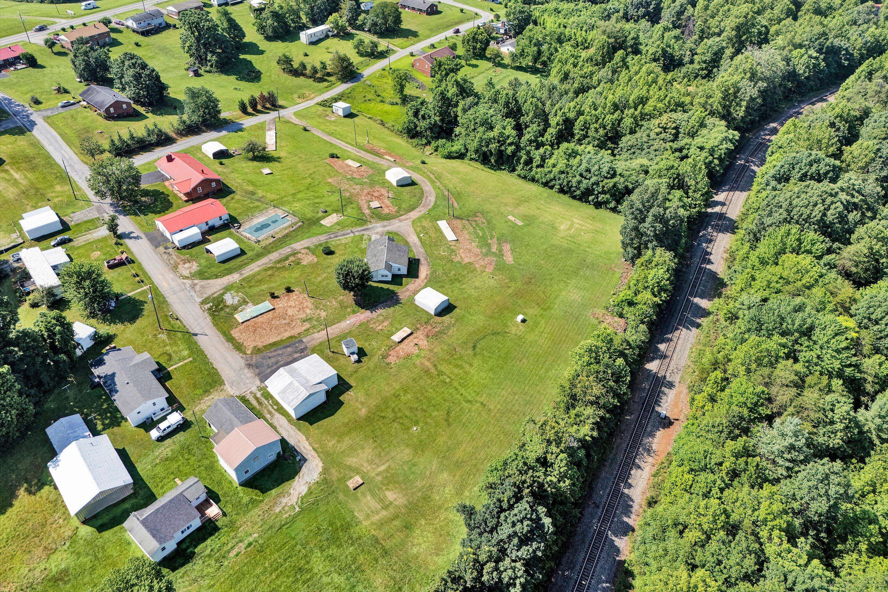 Rocky Mount, VA 24151,75 ACORN RD