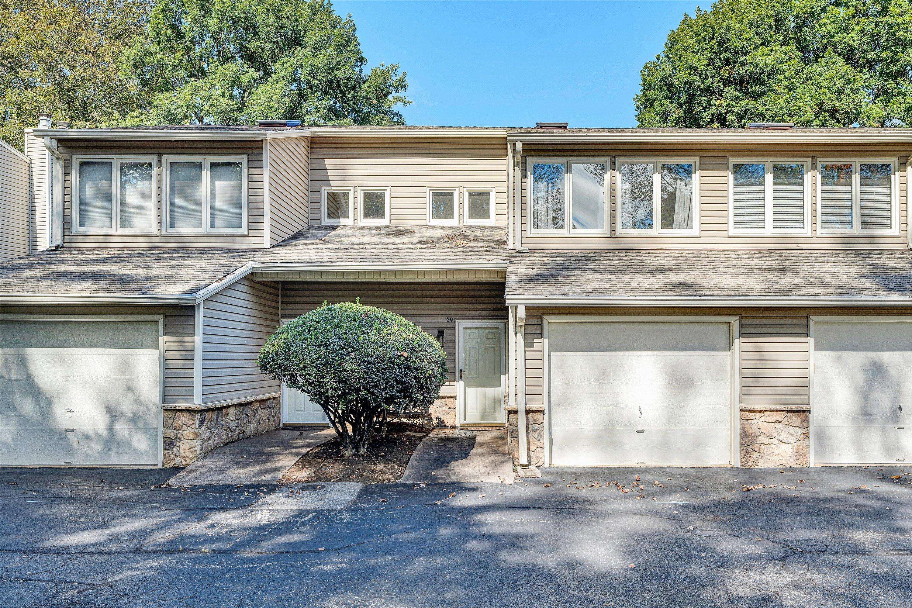 Moneta, VA 24121,80 Windlass Pointe DR #80