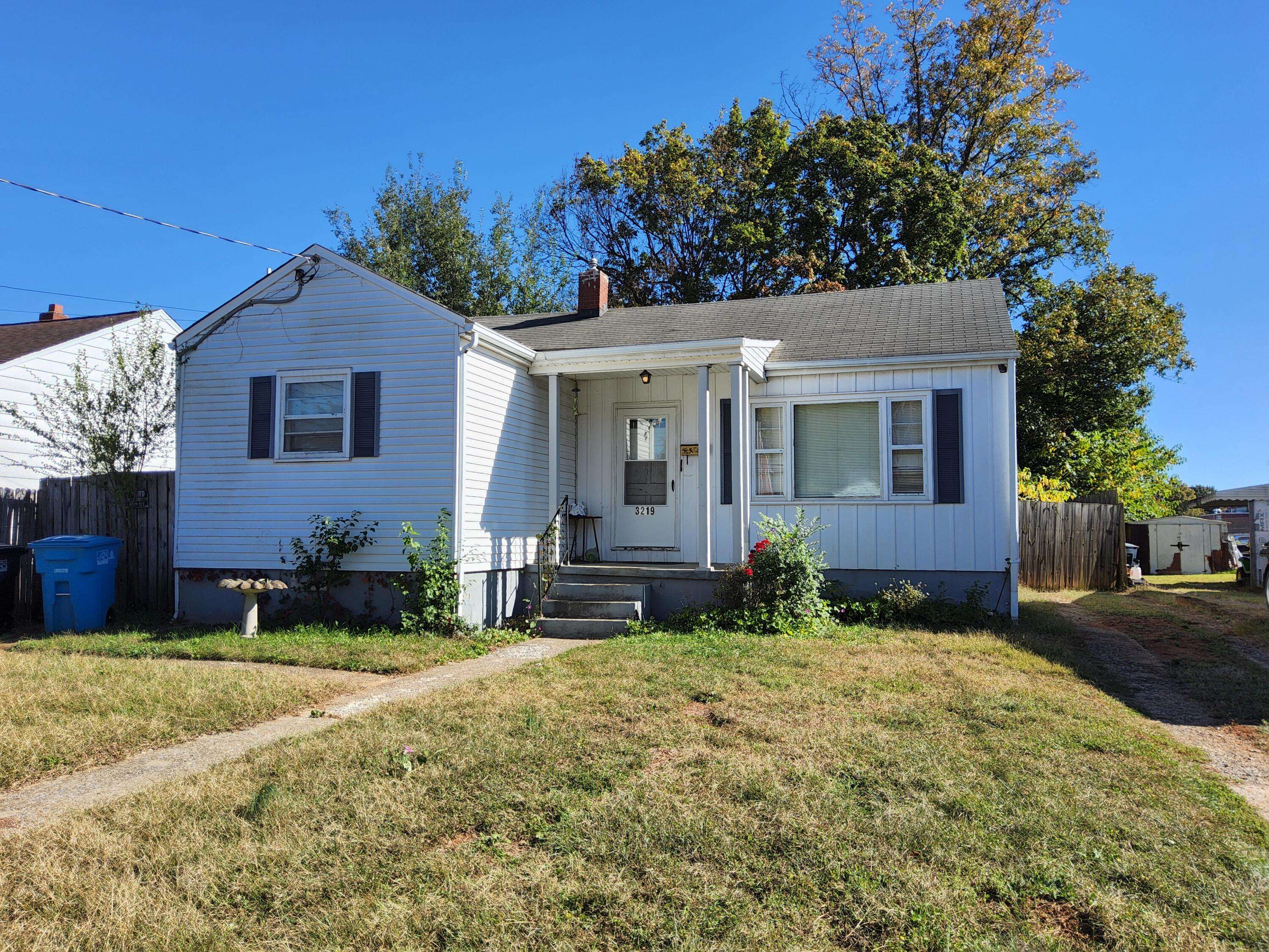 Roanoke, VA 24012,3219 Yardley DR