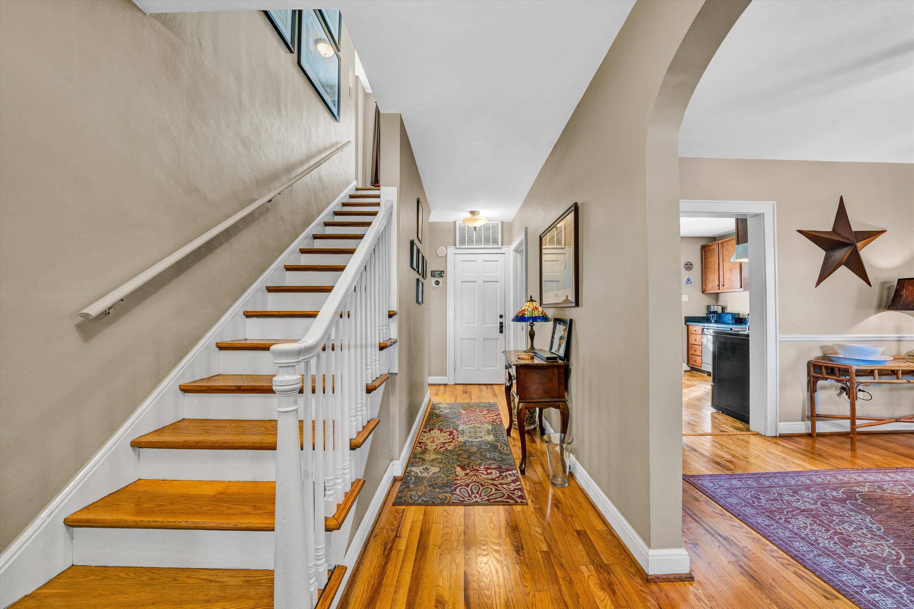 Roanoke, VA 24012,2907 HUNTINGTON BLVD